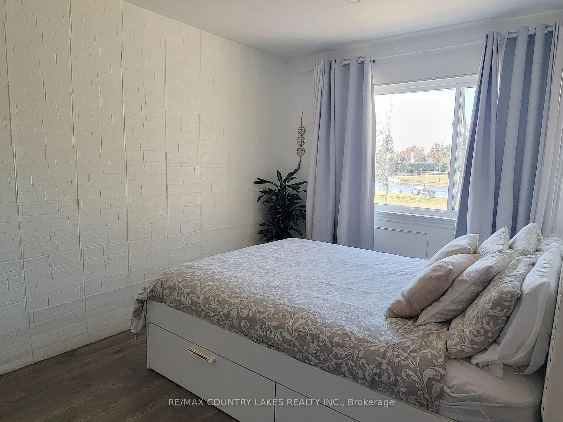 Photo 17 of Unit 12, 70 Laguna Parkway, Ramara, Brechin — HOMEH