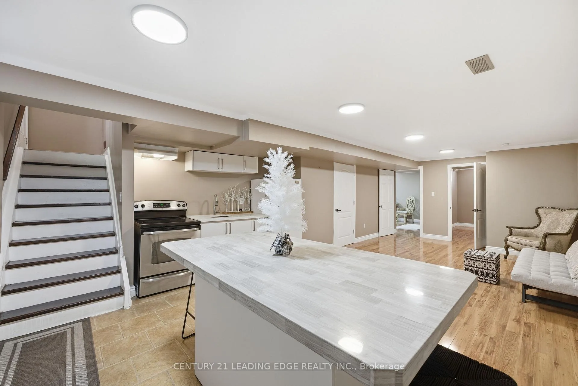 Photo 42 of 2 A View Street, Ajax, Central — HOMEH