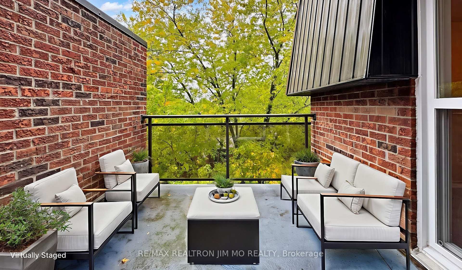 Photo 5 of Unit 332, 16 Elgin Street, Markham, Thornhill — HOMEH