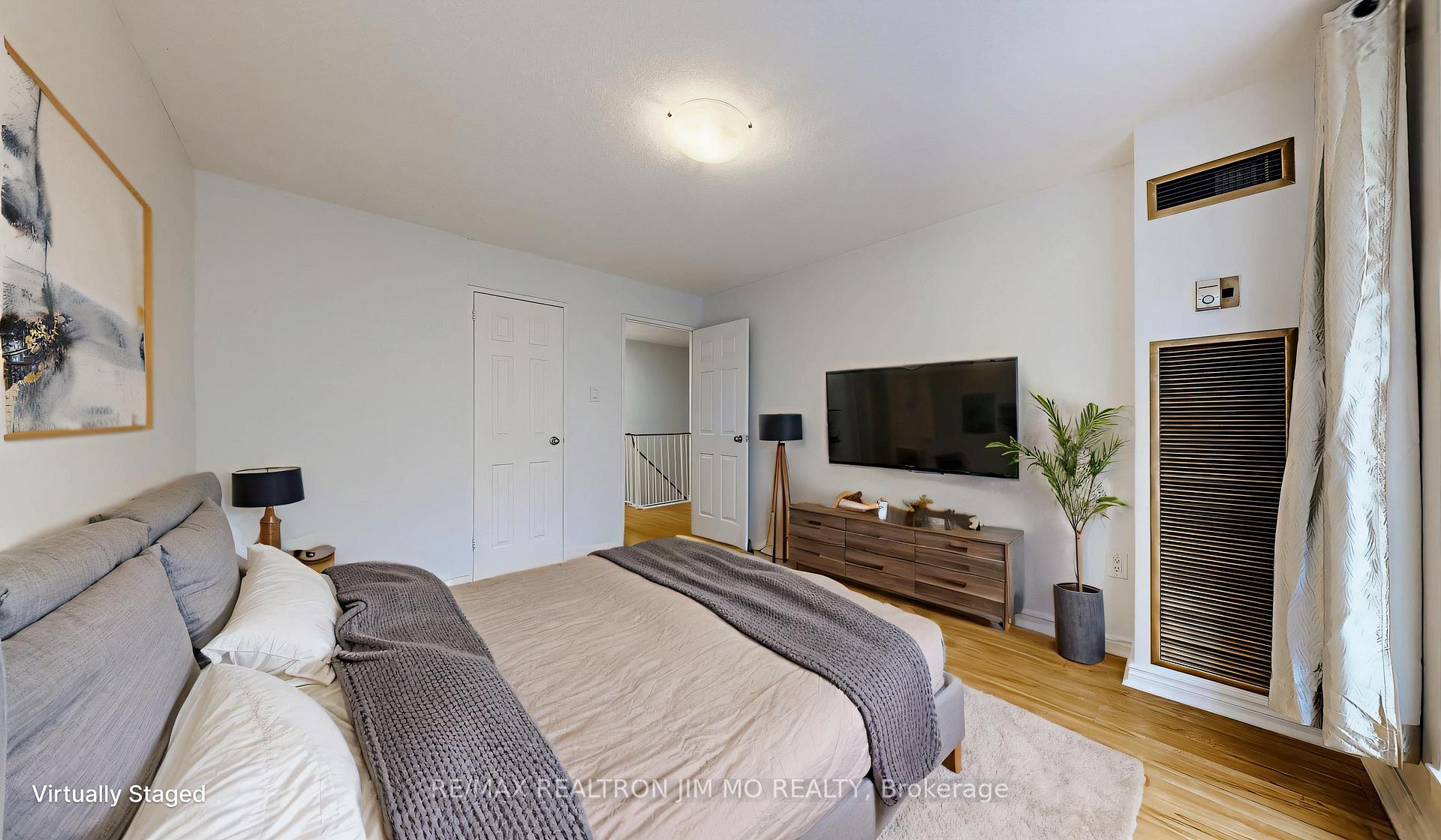 Photo 15 of Unit 332, 16 Elgin Street, Markham, Thornhill — HOMEH