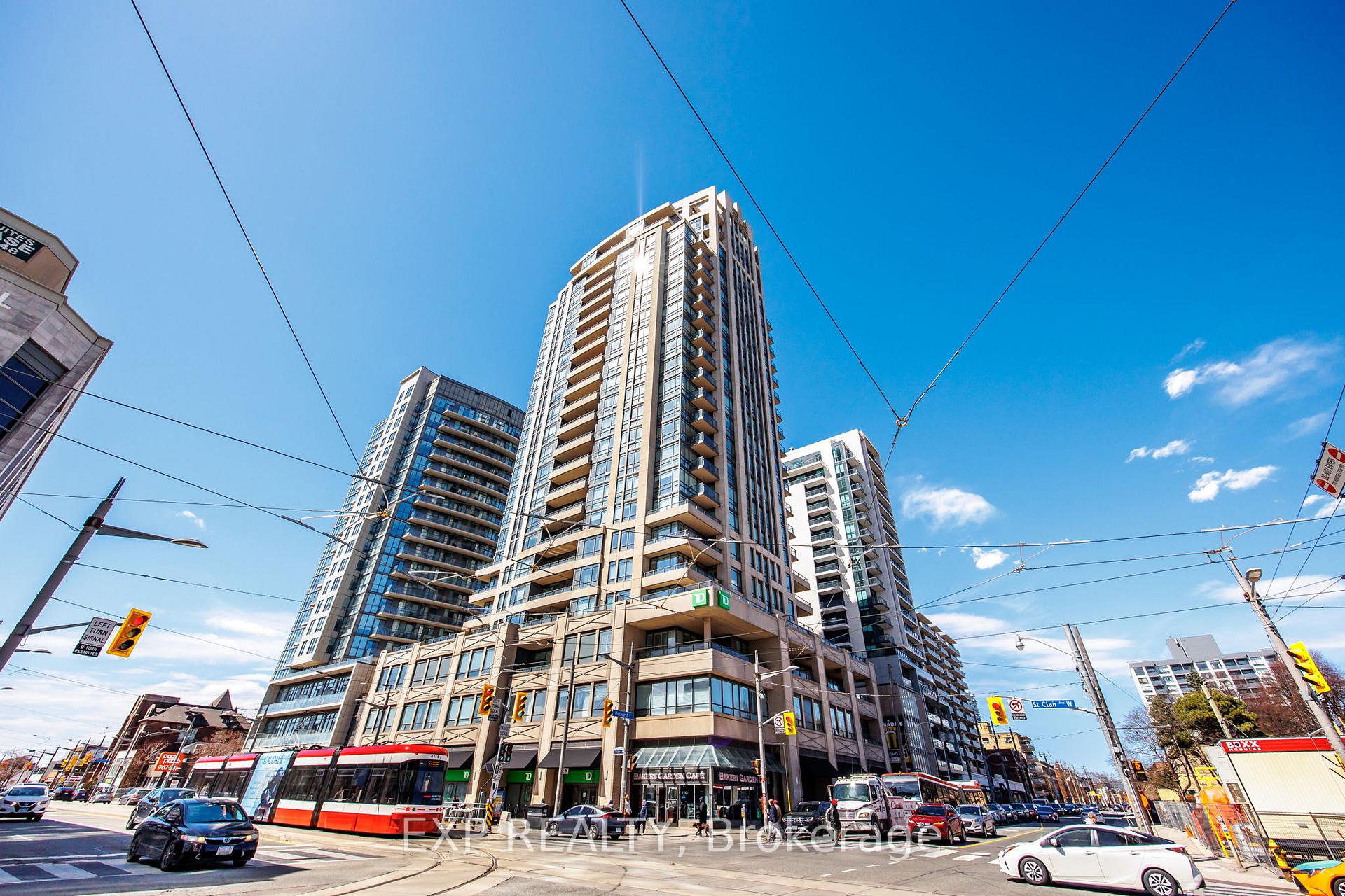 Front of Unit 210, 500 St Clair Avenue W