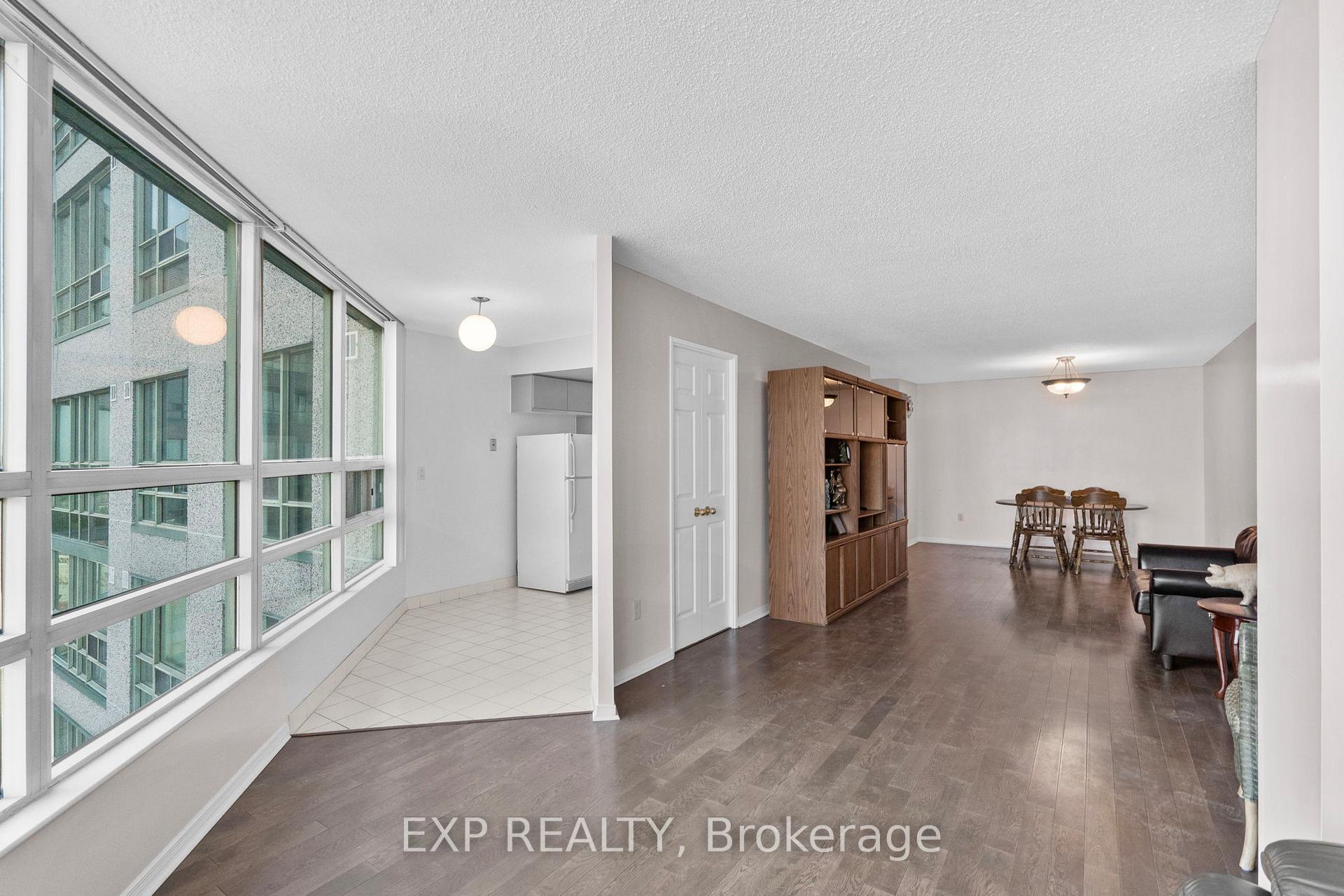 Photo 17 of Unit 1324, 7825 Bayview Avenue, Markham, Aileen-Willowbrook — HOMEH