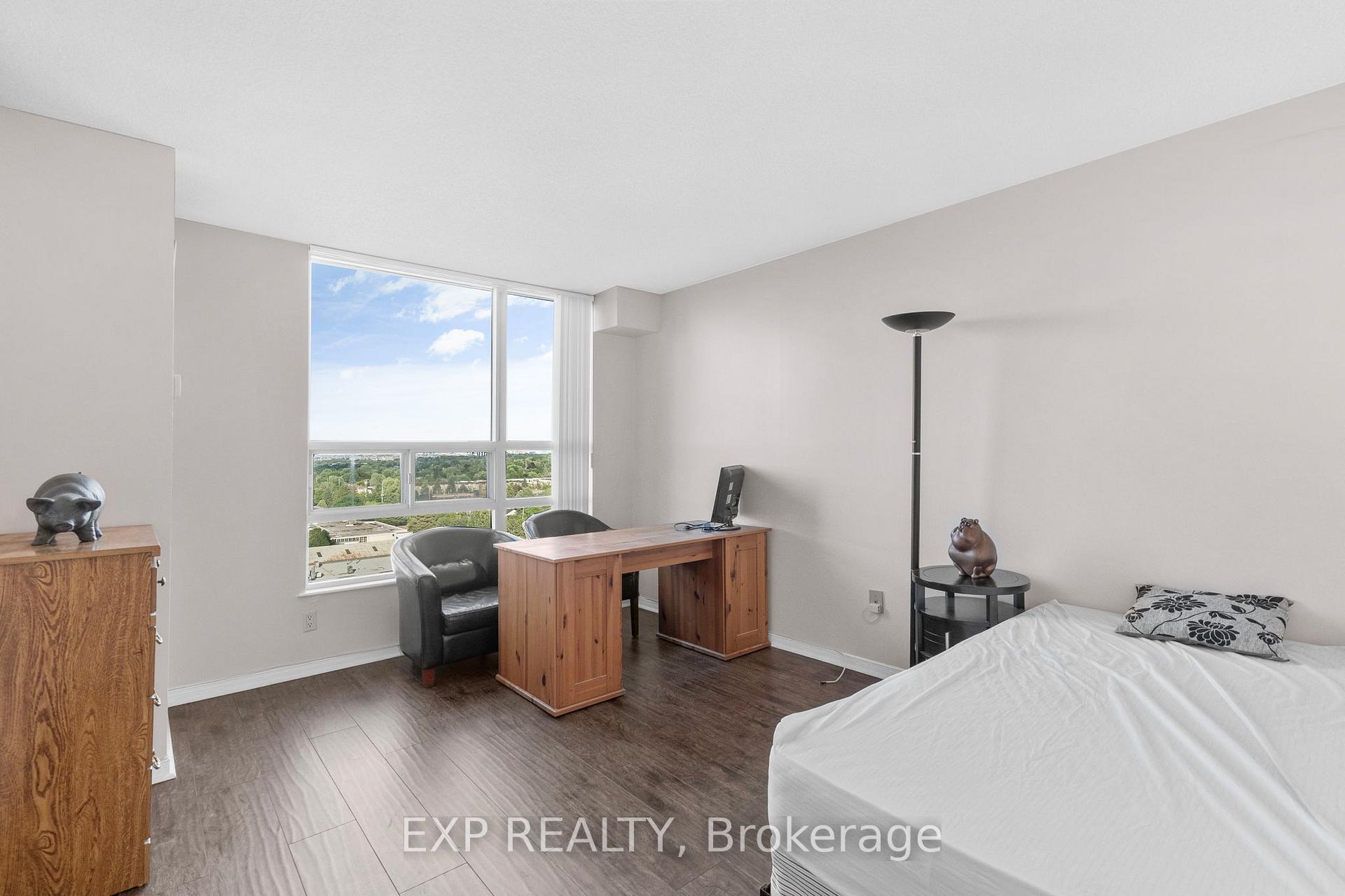 Photo 21 of Unit 1324, 7825 Bayview Avenue, Markham, Aileen-Willowbrook — HOMEH