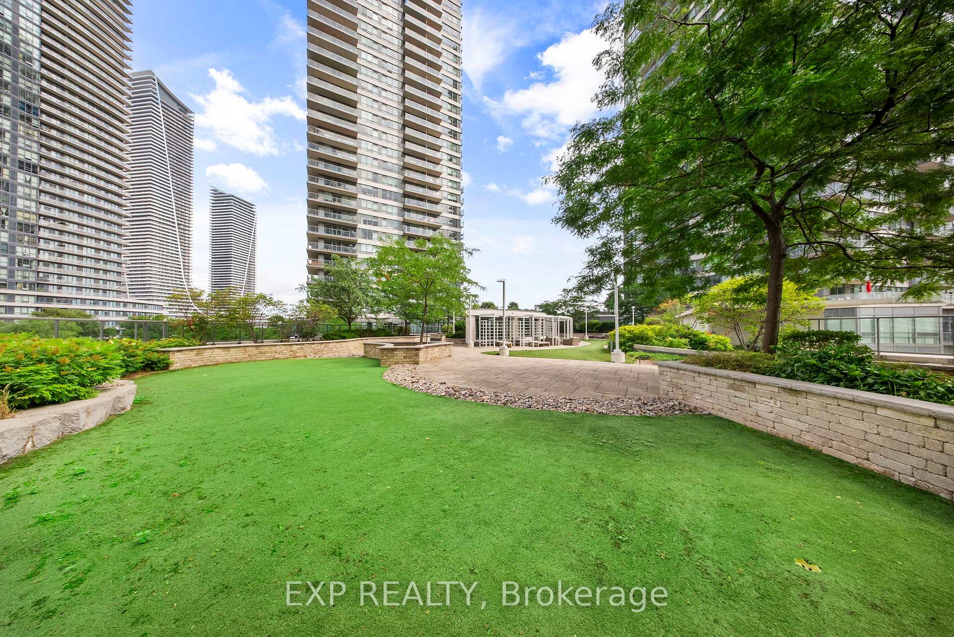 Photo 32 of Unit 1324, 7825 Bayview Avenue, Markham, Aileen-Willowbrook — HOMEH