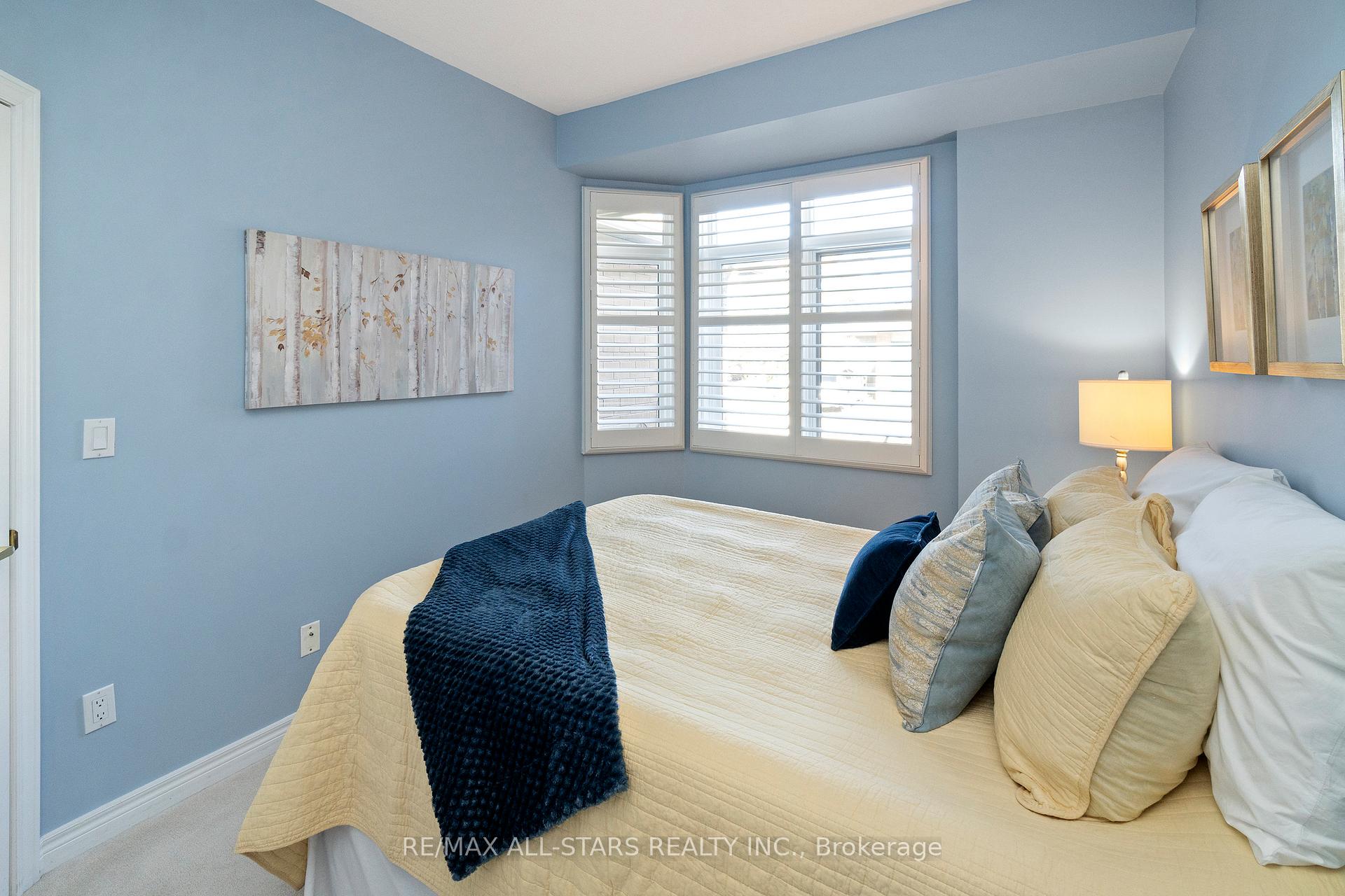 Photo 20 of 81 Celebrity Greens Way, Markham, Greensborough — HOMEH