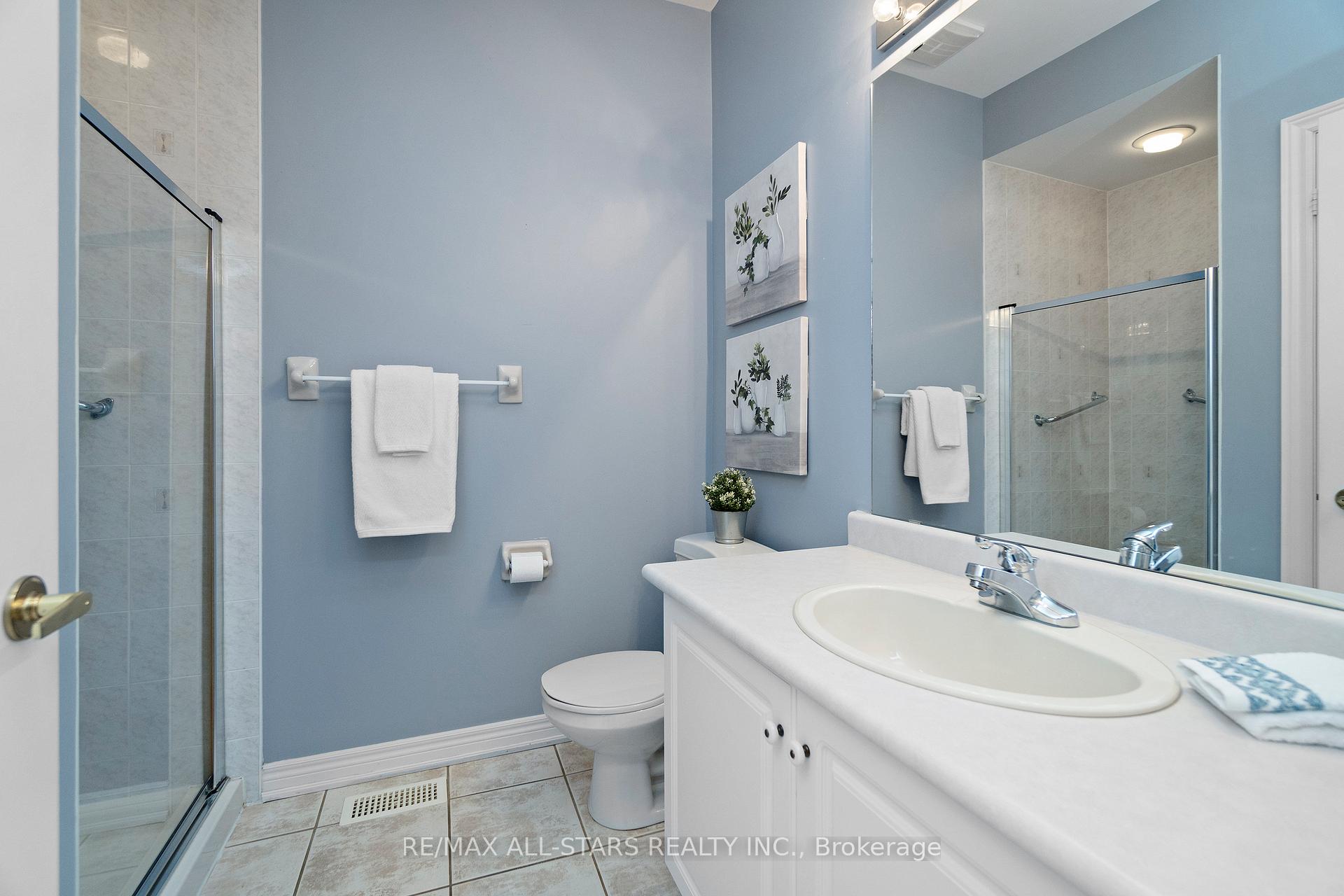 Photo 21 of 81 Celebrity Greens Way, Markham, Greensborough — HOMEH