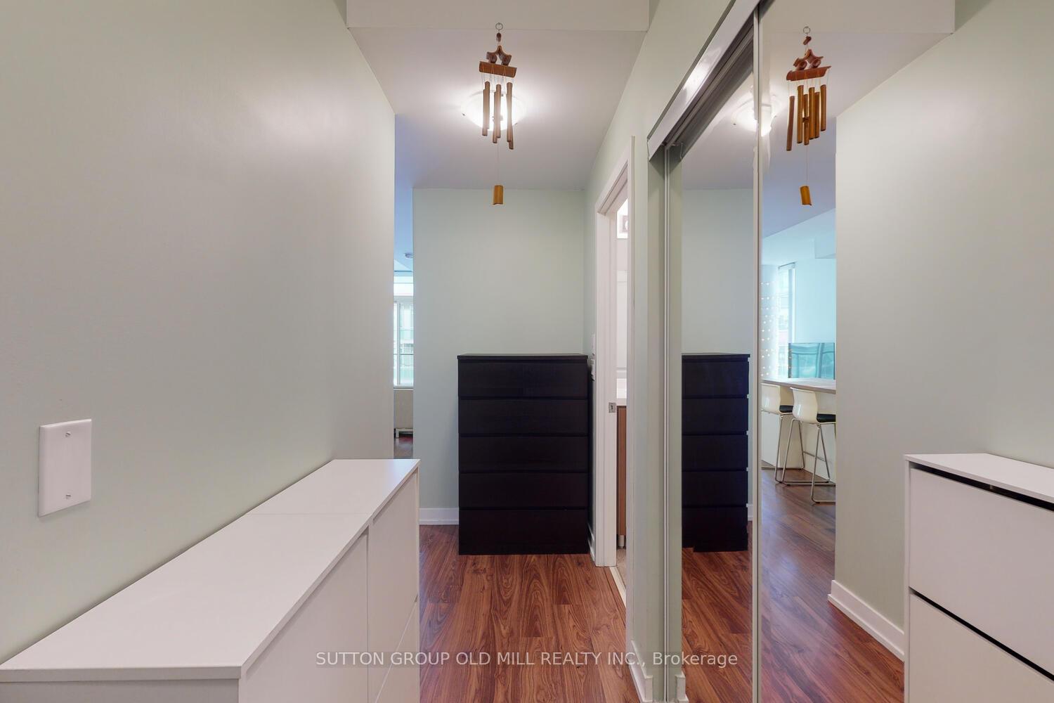 Photo 3 of Unit 511, 105 George Street, Toronto, Moss Park — HOMEH