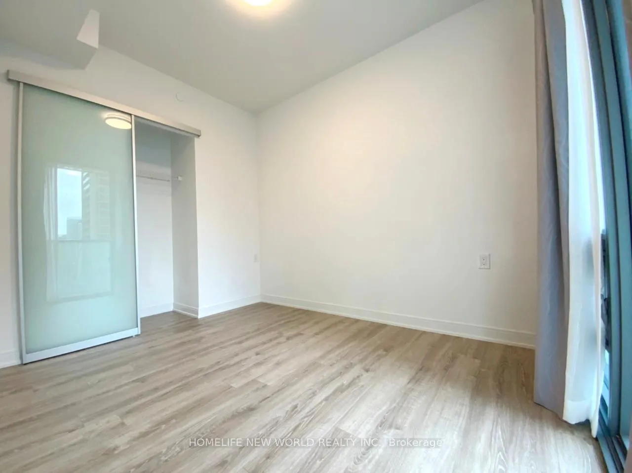 Photo 8 of Unit 905, 50 Charles Street E, Toronto, Church-Yonge Corridor — HOMEH