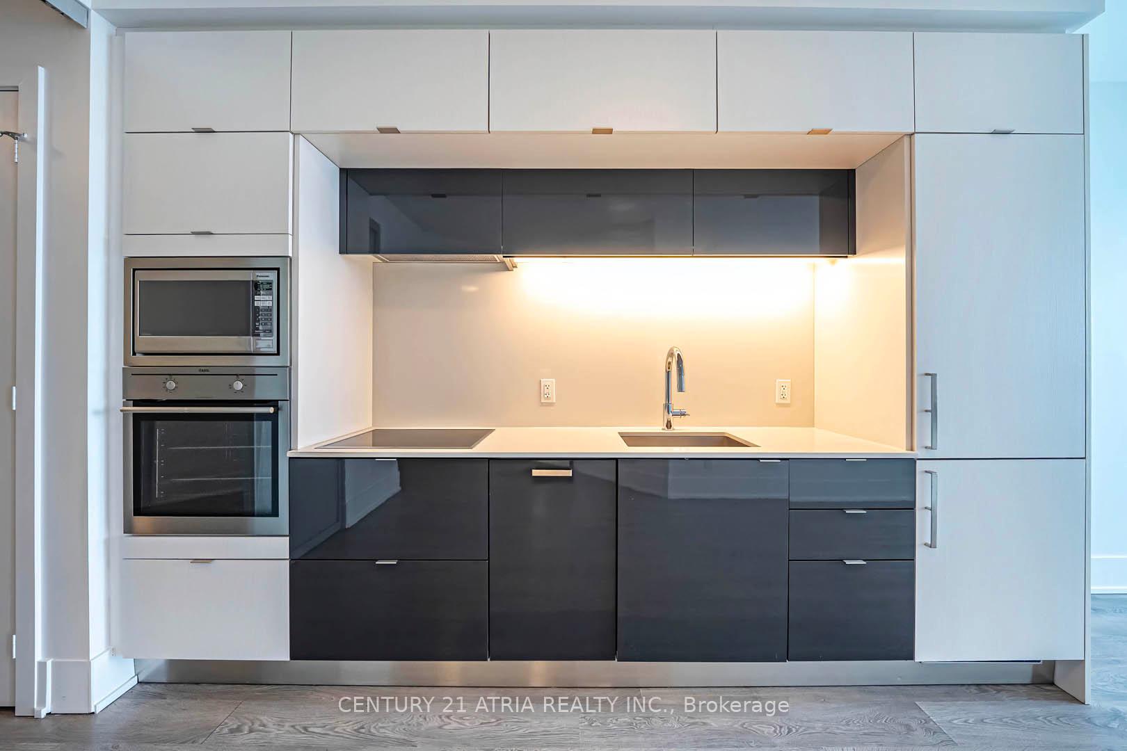 Photo 5 of Unit 505, 1 Edgewater Drive, Toronto, Waterfront Communities — HOMEH