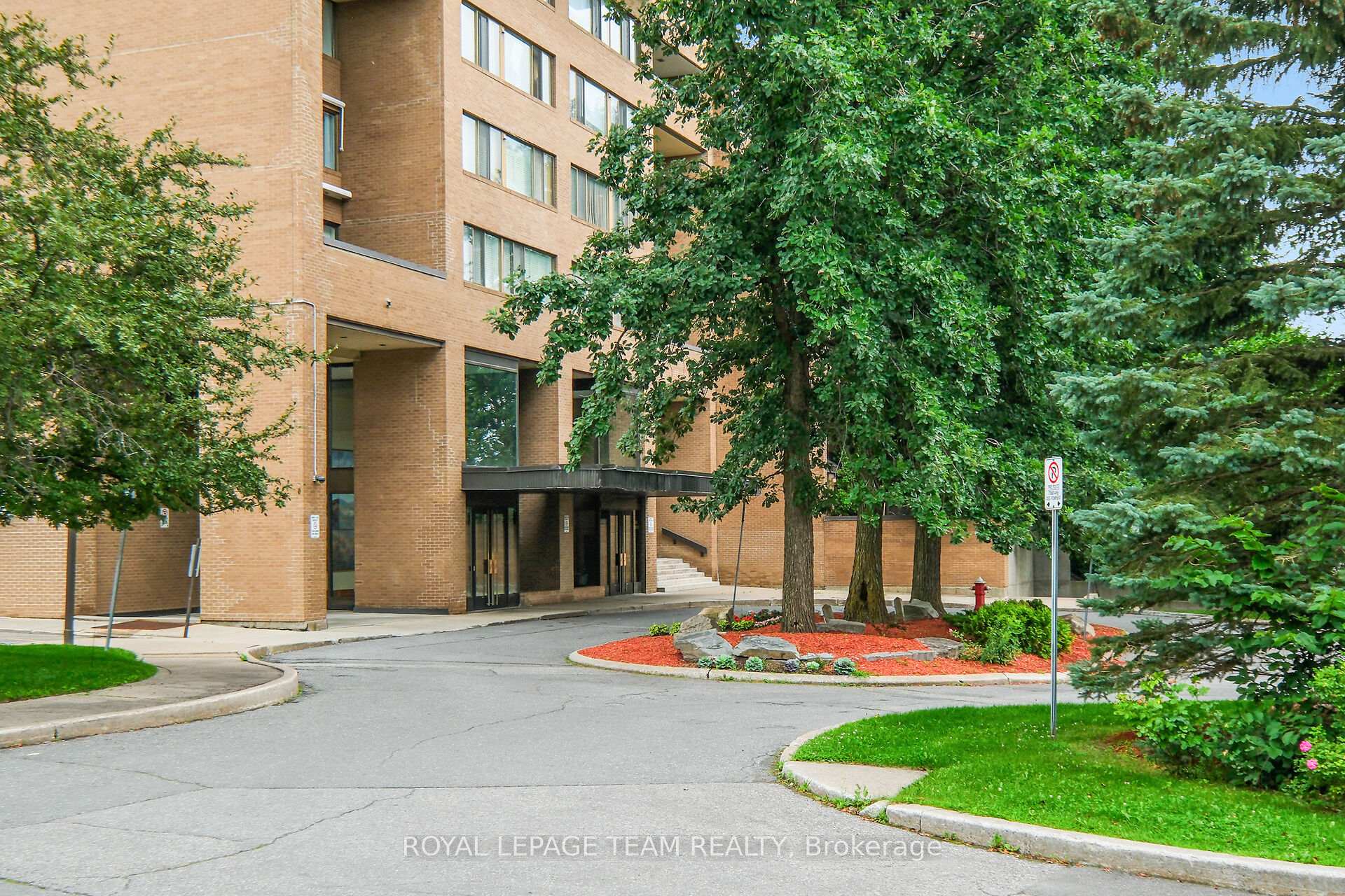 Photo 1 of Unit 1501, 505 St Laurent Boulevard, Ottawa, Viscount Alexander Park — HOMEH