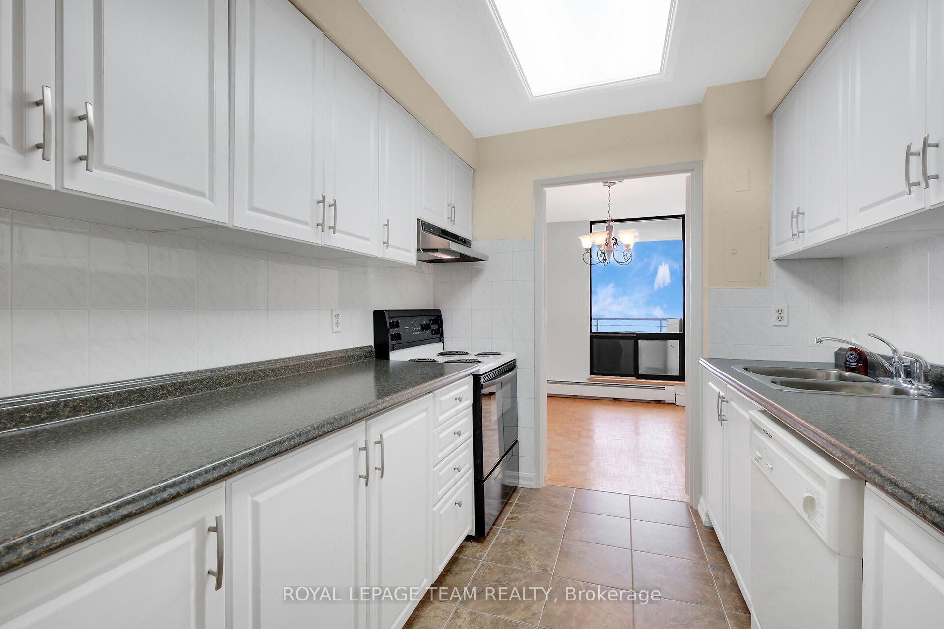 Photo 17 of Unit 1501, 505 St Laurent Boulevard, Ottawa, Viscount Alexander Park — HOMEH