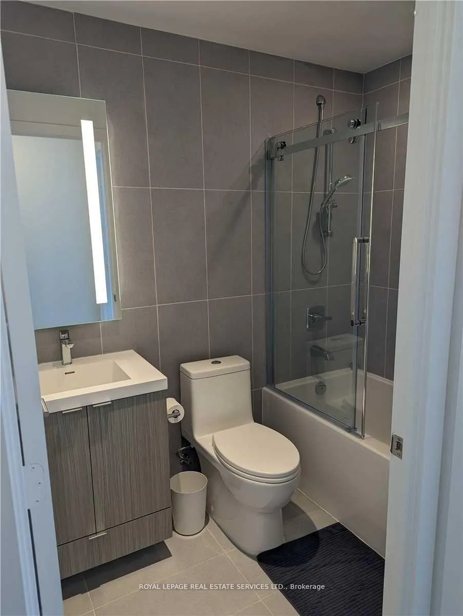 Photo 11 of Unit 2502, 575 Bloor Street E, Toronto, North St. James Town — HOMEH