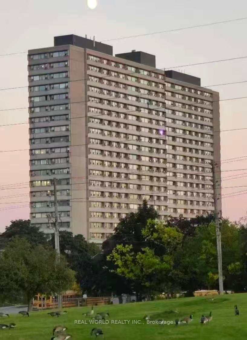 Photo 2 of Unit 806, 100 Leeward Glenway, Toronto, Flemingdon Park — HOMEH