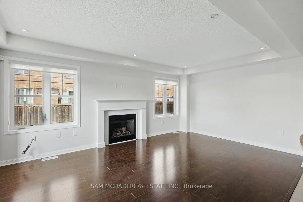 Photo 7 of 2 Giltspur Road, Brampton, Northwest Brampton — HOMEH