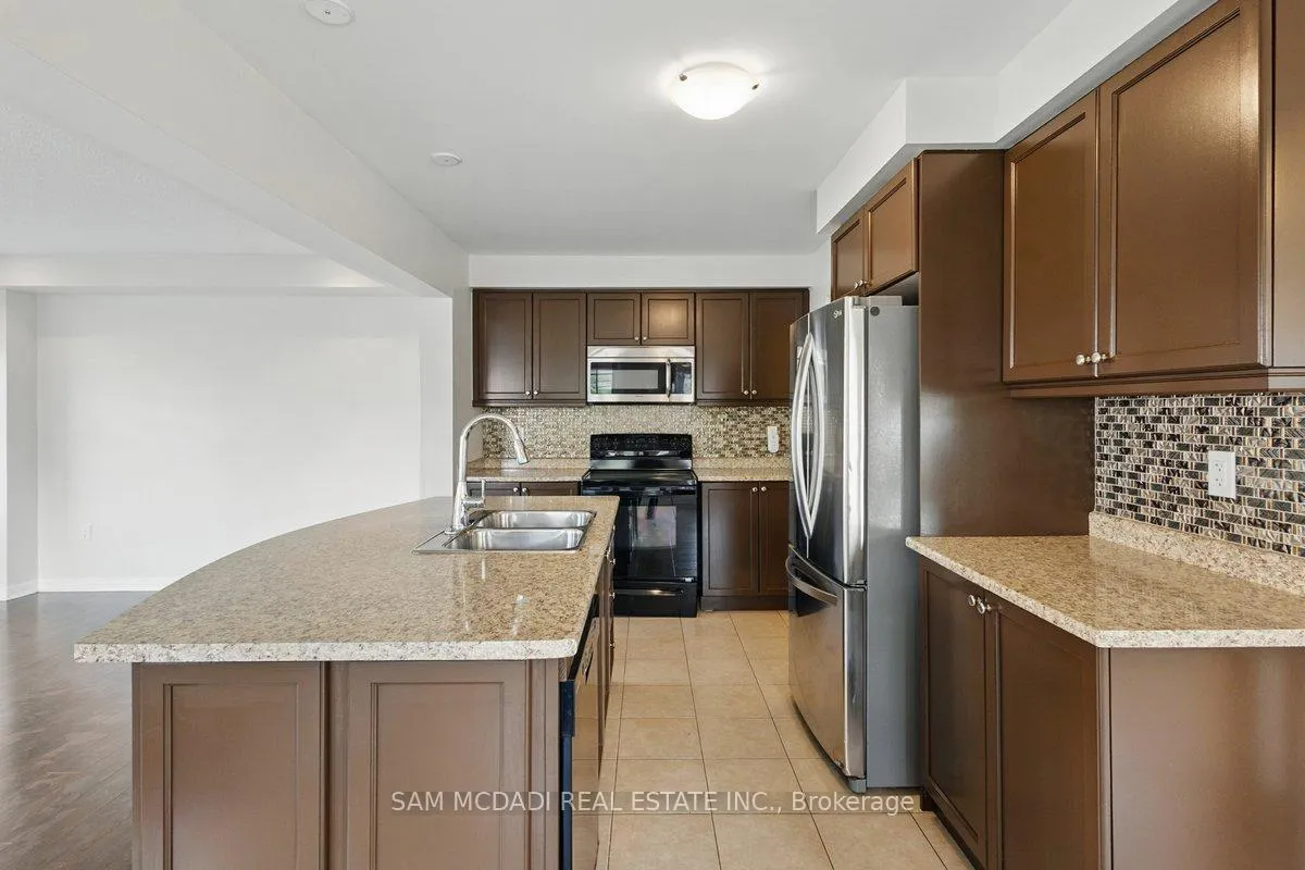 Photo 14 of 2 Giltspur Road, Brampton, Northwest Brampton — HOMEH