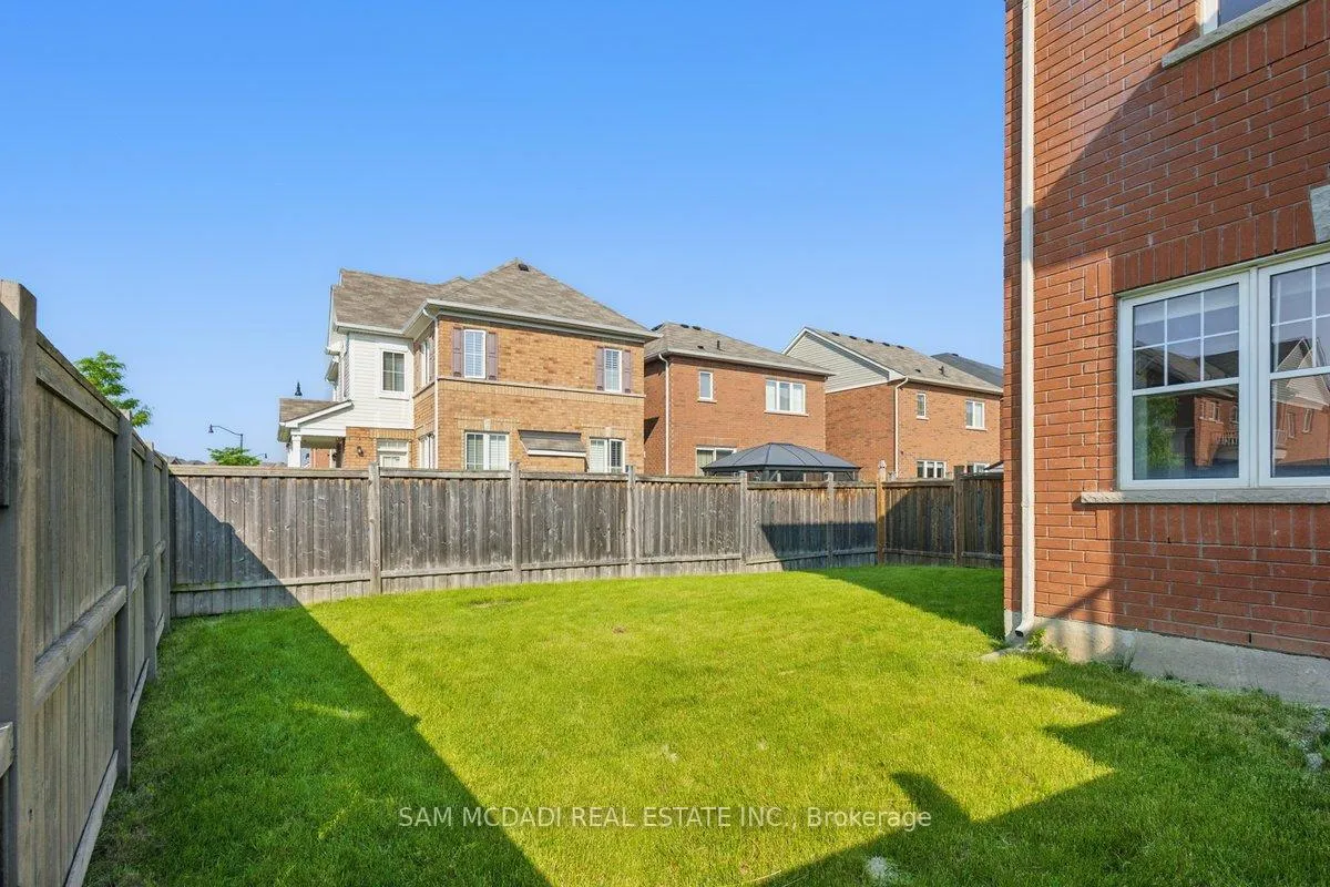 Photo 40 of 2 Giltspur Road, Brampton, Northwest Brampton — HOMEH