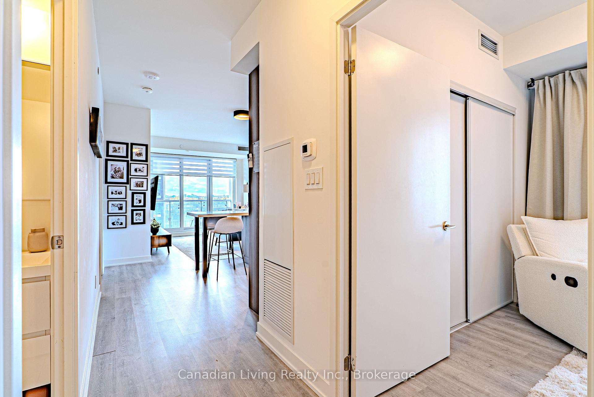 Photo 3 of Unit 827, 8119 Birchmount Road, Markham, Unionville — HOMEH