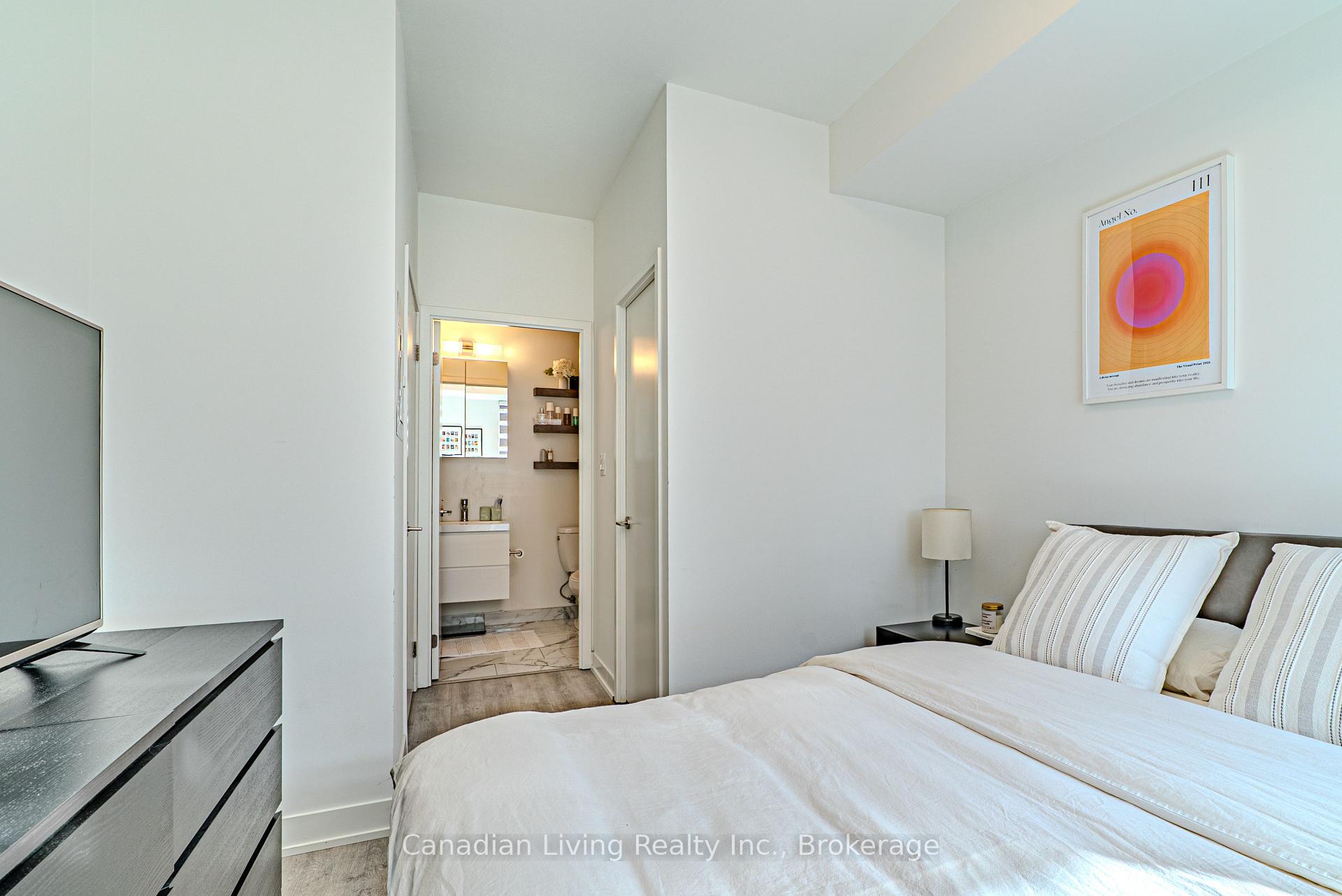 Photo 12 of Unit 827, 8119 Birchmount Road, Markham, Unionville — HOMEH