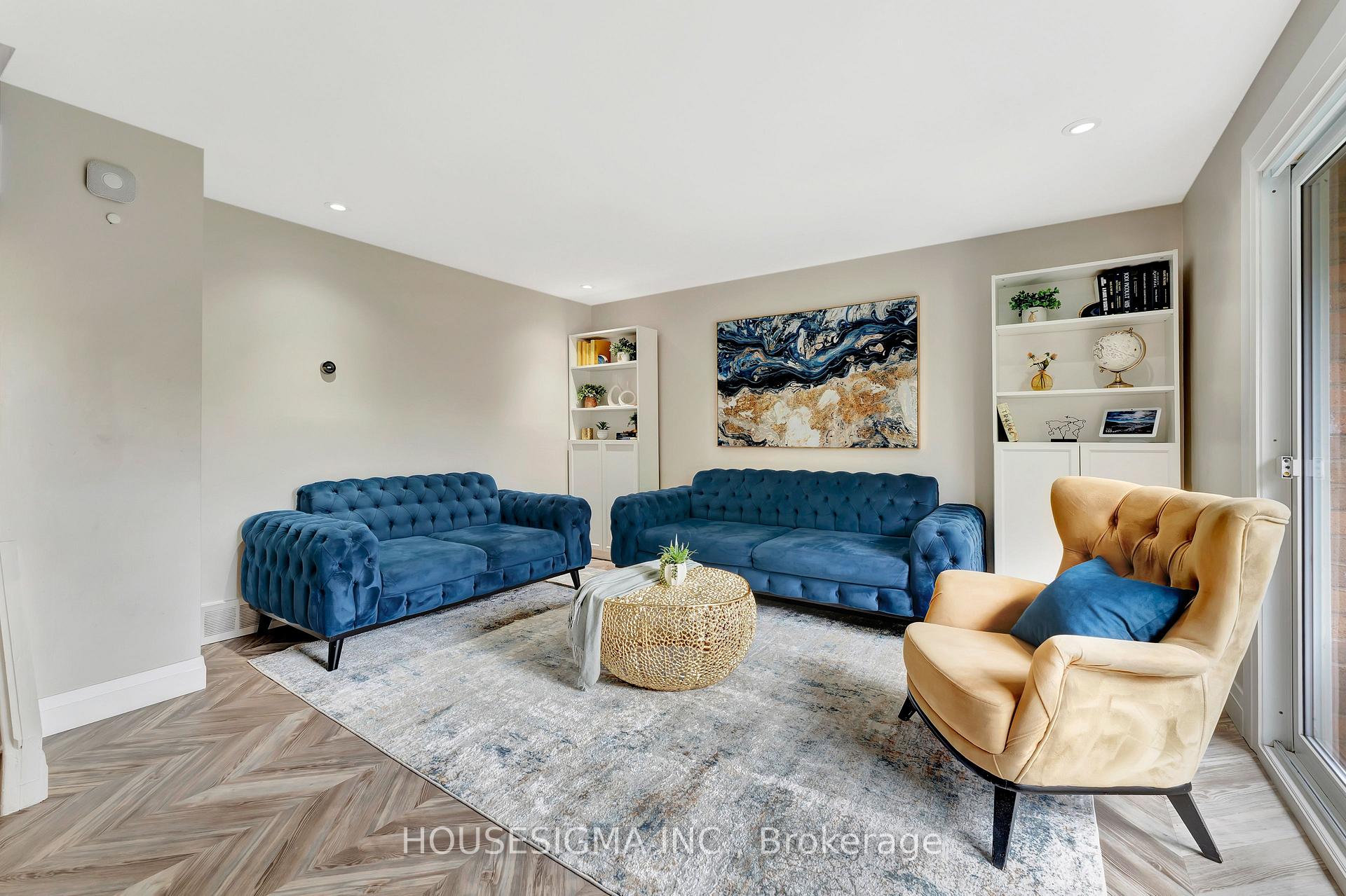 Photo 5 of Unit 10, 25 Thaler Avenue, Kitchener — HOMEH