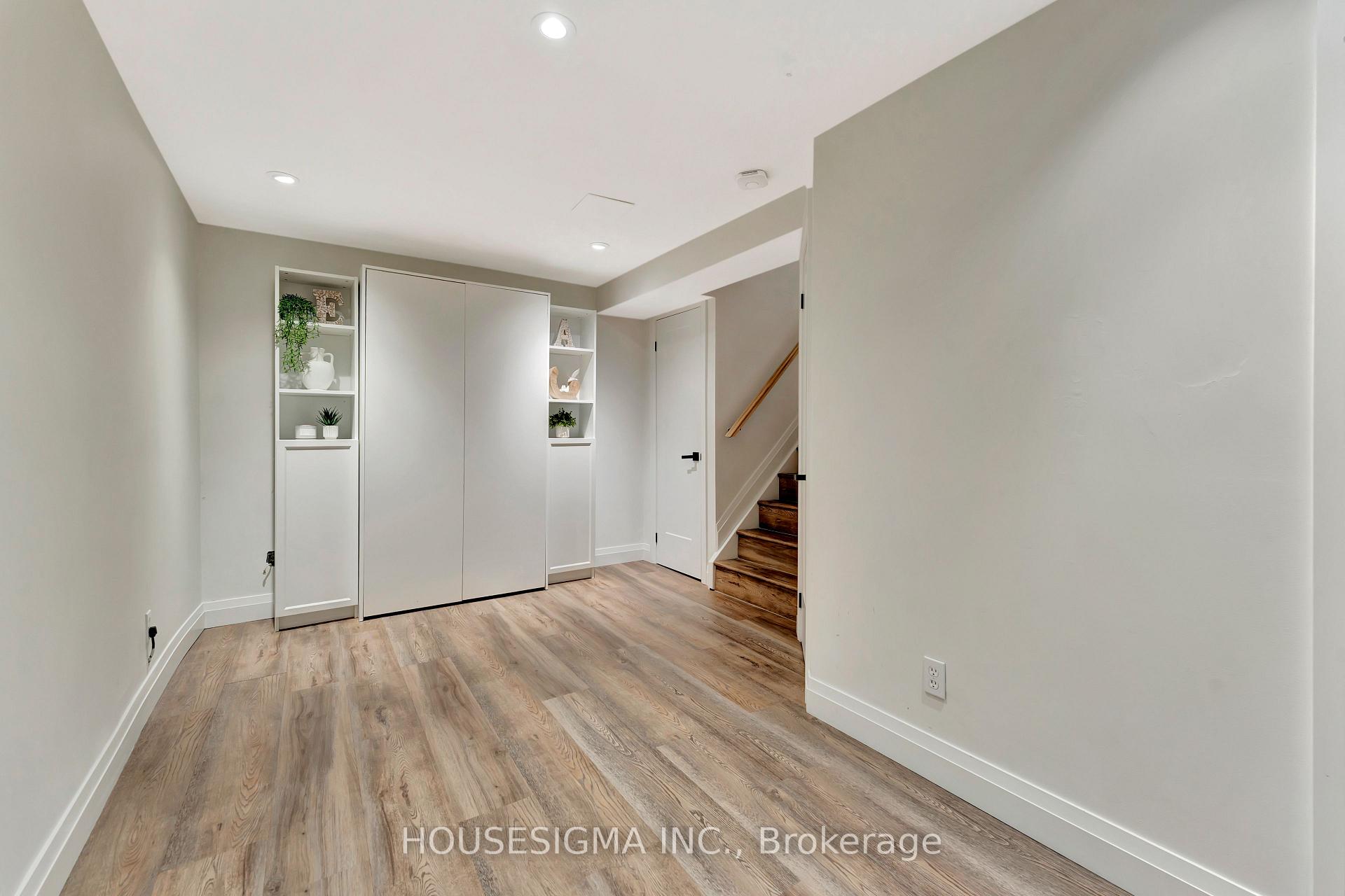 Photo 23 of Unit 10, 25 Thaler Avenue, Kitchener — HOMEH