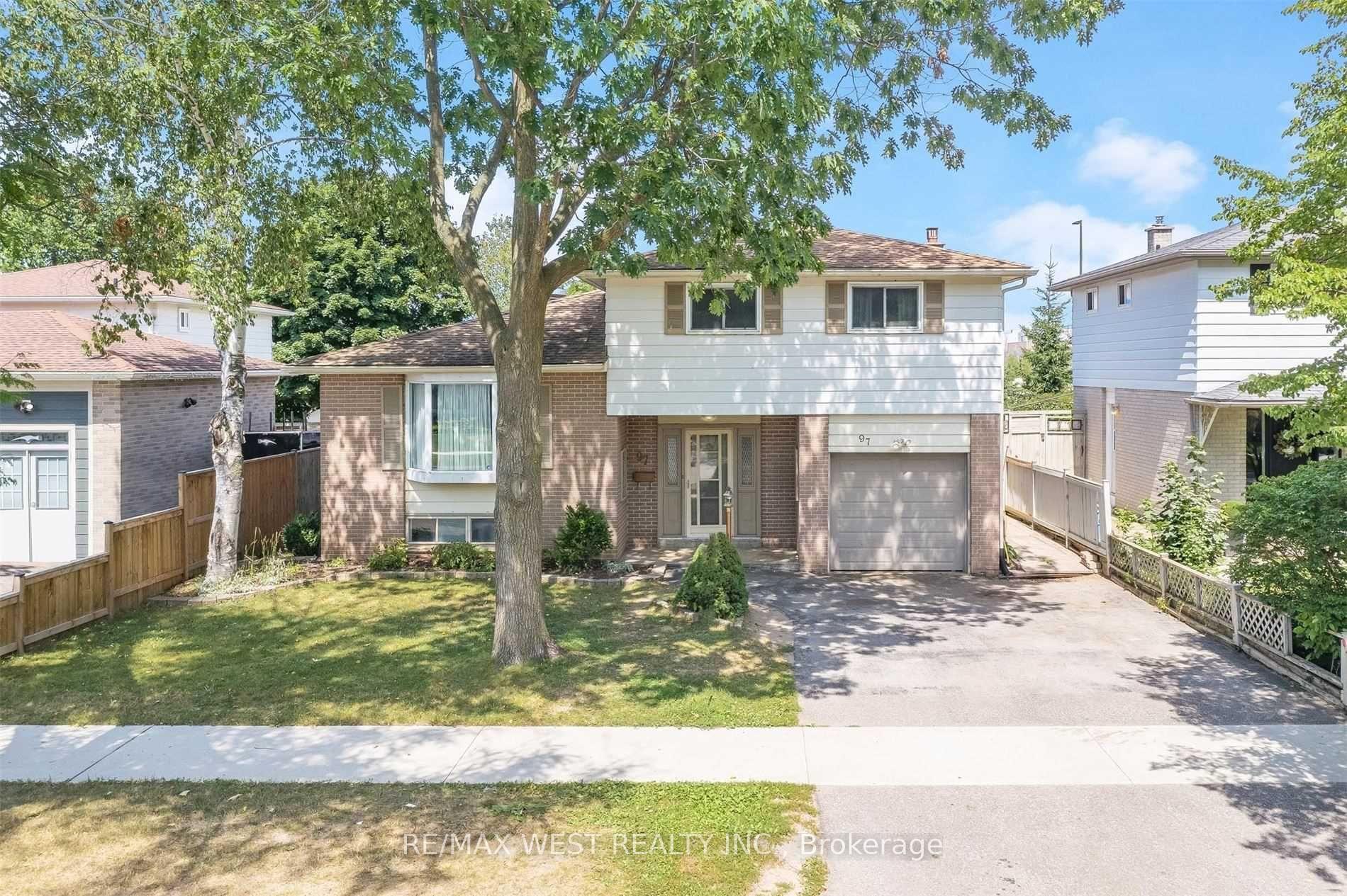 Photo 1 of Unit Lr/Bsmt, 97 College Crescent, Barrie, Grove East — HOMEH