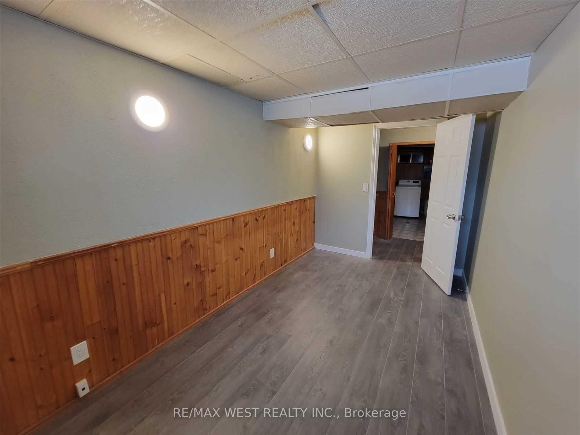 Photo 6 of Unit Lr/Bsmt, 97 College Crescent, Barrie, Grove East — HOMEH