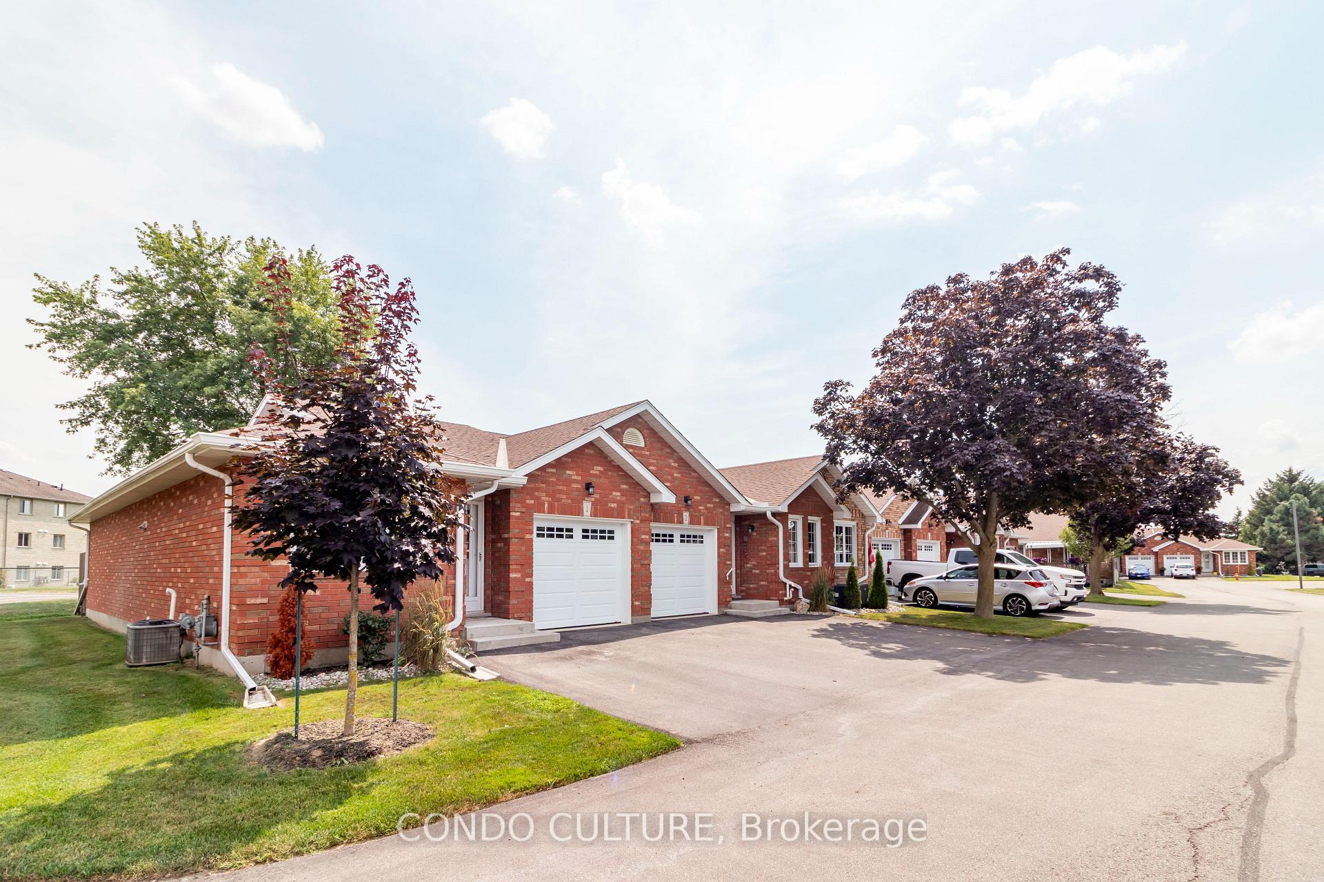Photo 5 of Unit 2, 60 Whitlaw Way, Brant, Paris — HOMEH