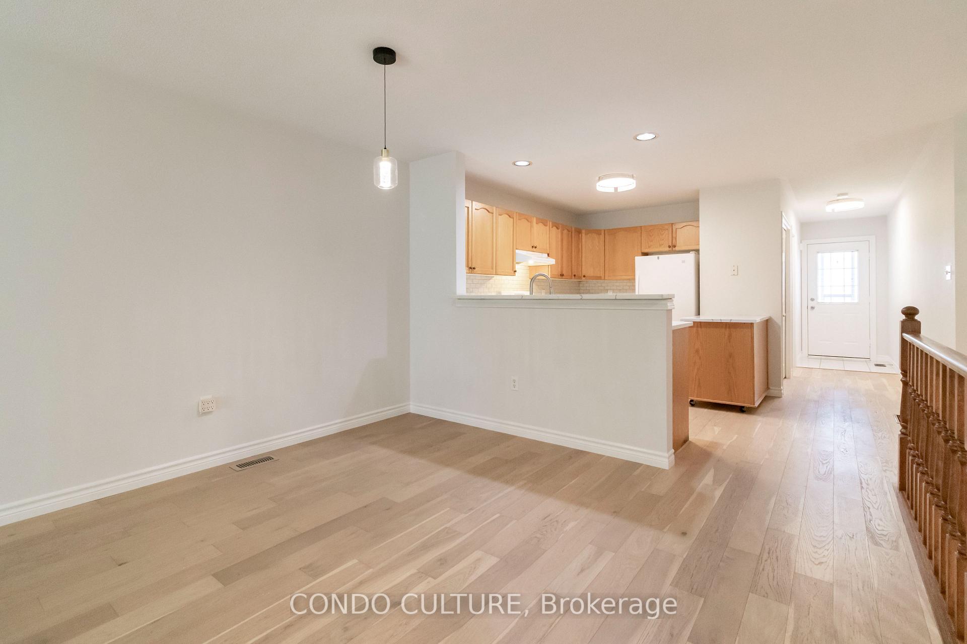 Photo 10 of Unit 2, 60 Whitlaw Way, Brant, Paris — HOMEH