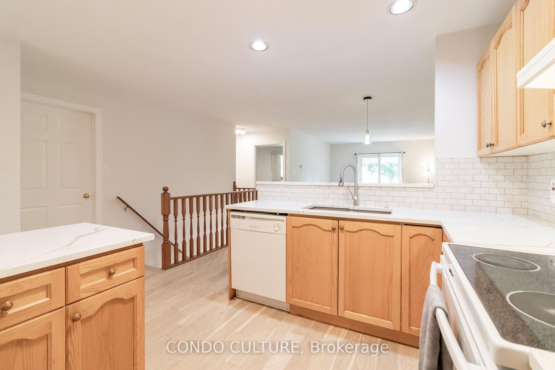 Photo 15 of Unit 2, 60 Whitlaw Way, Brant, Paris — HOMEH