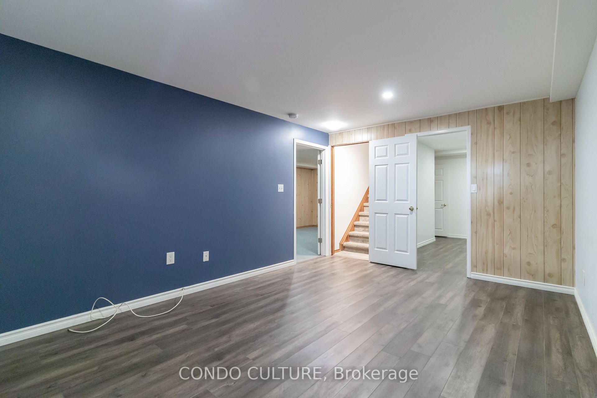 Photo 31 of Unit 2, 60 Whitlaw Way, Brant, Paris — HOMEH