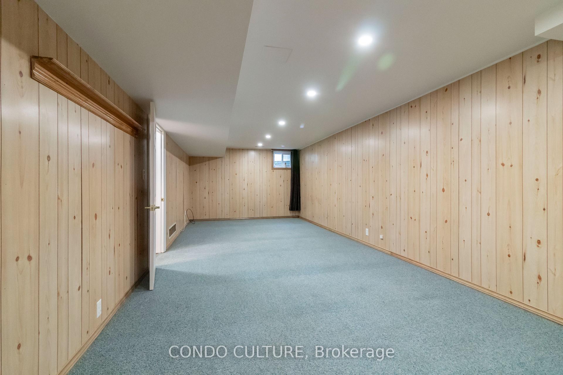 Photo 32 of Unit 2, 60 Whitlaw Way, Brant, Paris — HOMEH
