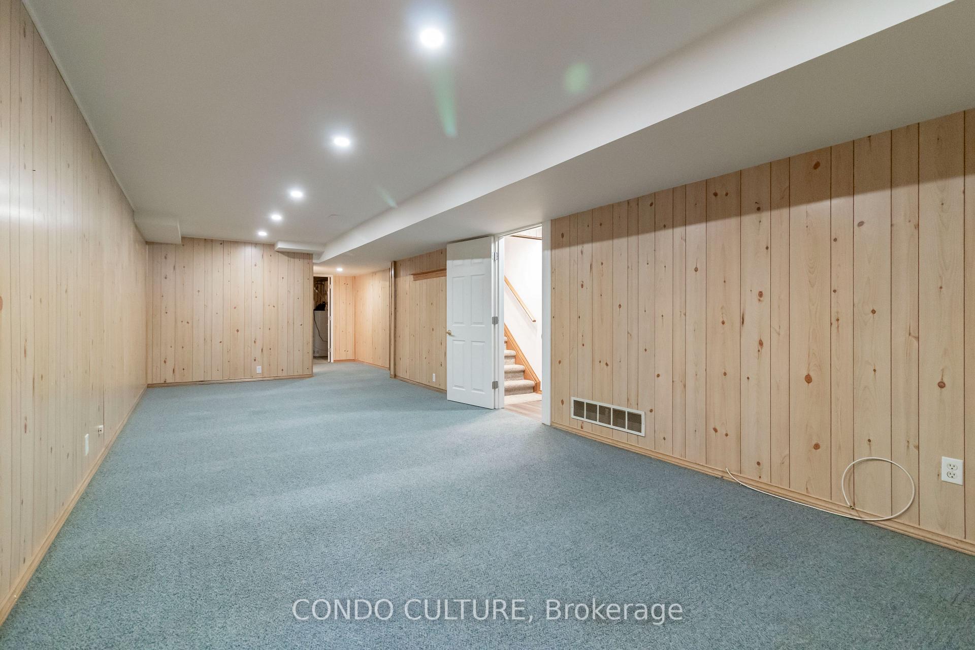 Photo 33 of Unit 2, 60 Whitlaw Way, Brant, Paris — HOMEH