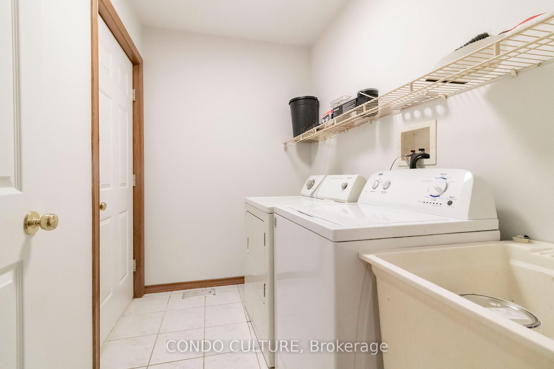 Photo 39 of Unit 2, 60 Whitlaw Way, Brant, Paris — HOMEH