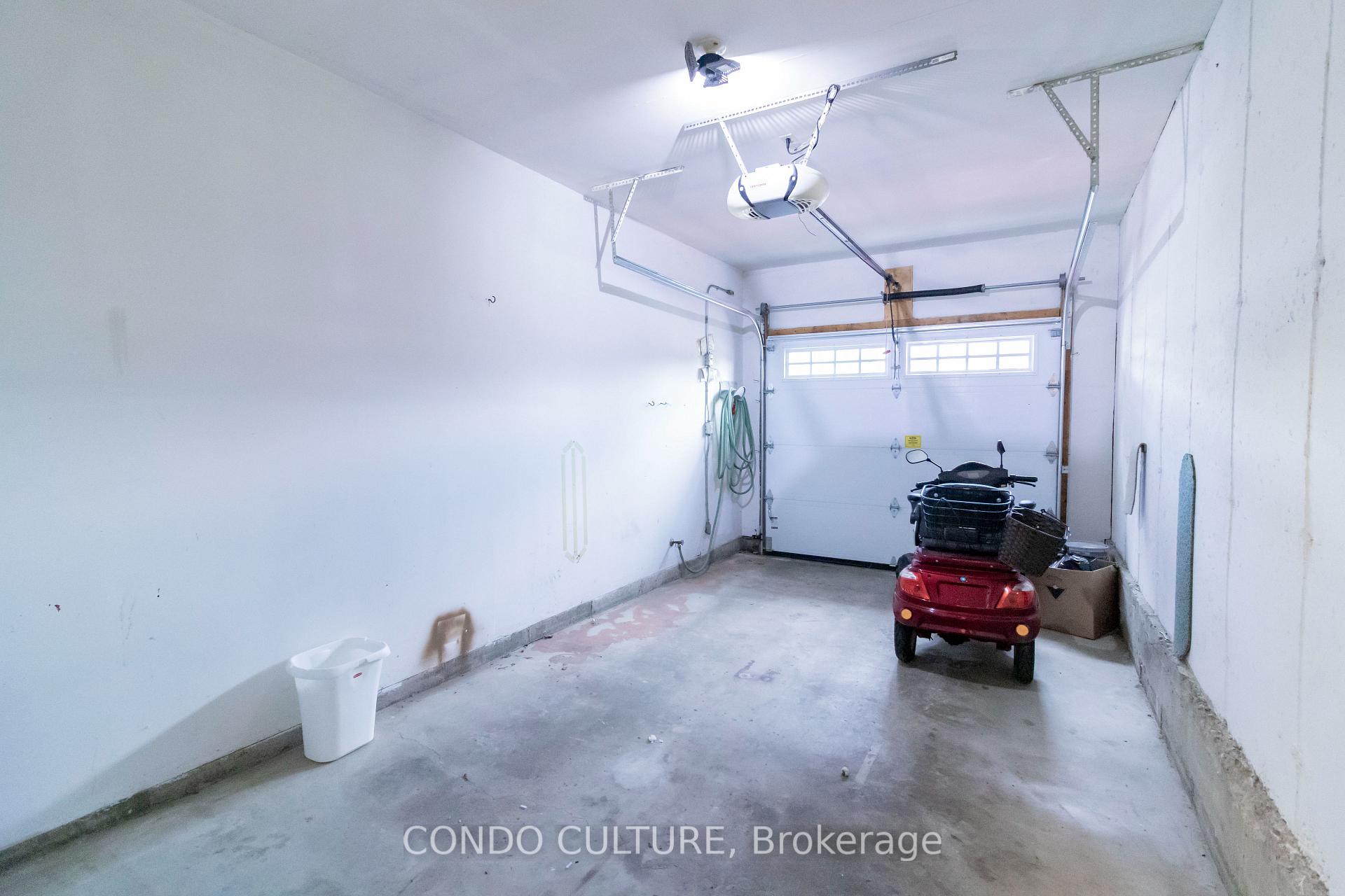 Photo 40 of Unit 2, 60 Whitlaw Way, Brant, Paris — HOMEH