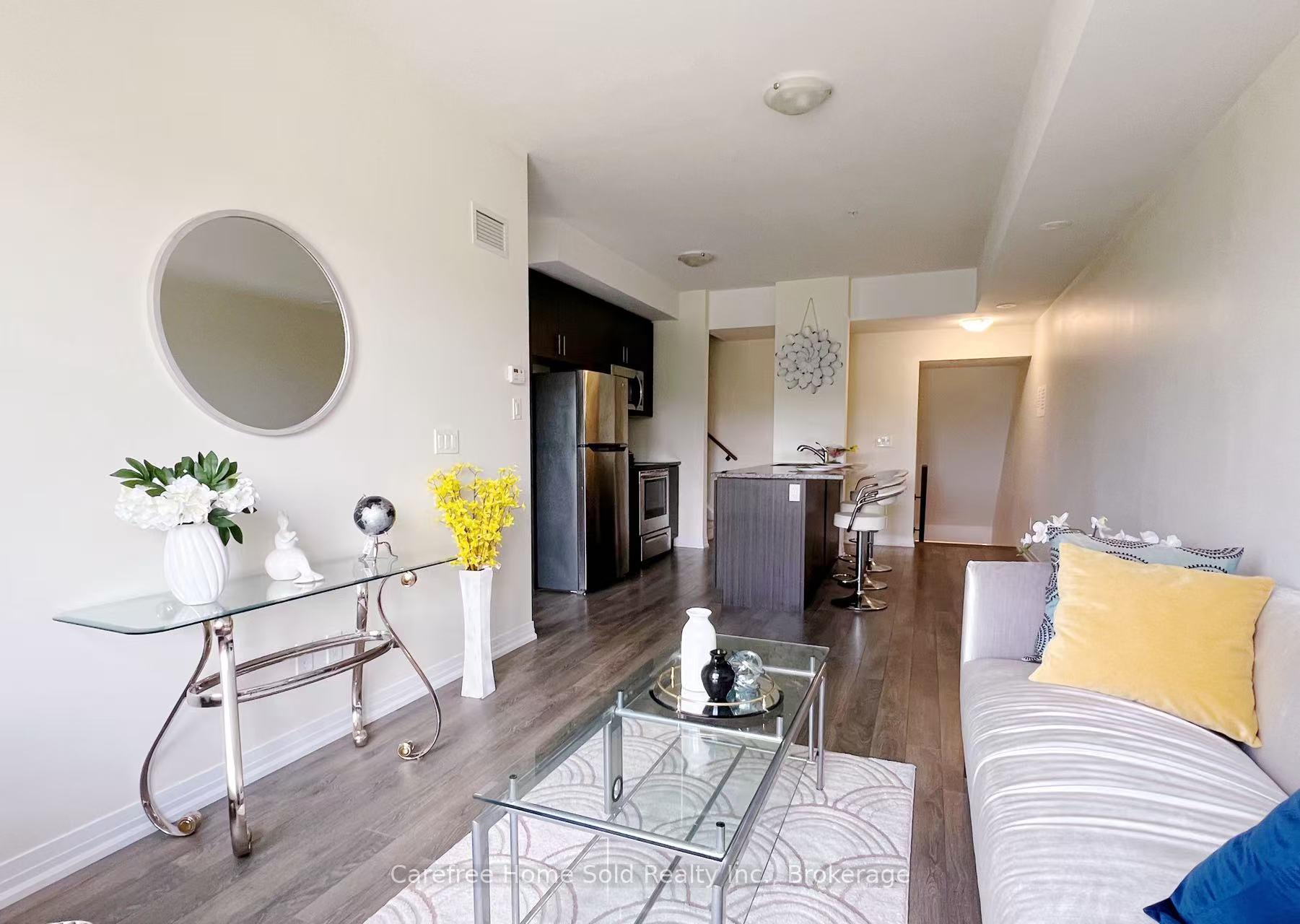 Photo 5 of Unit 814, 2635 William Jackson Drive, Pickering, Duffin Heights — HOMEH