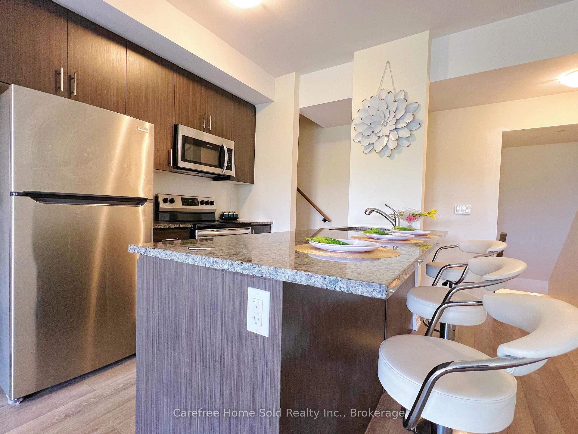 Photo 6 of Unit 814, 2635 William Jackson Drive, Pickering, Duffin Heights — HOMEH
