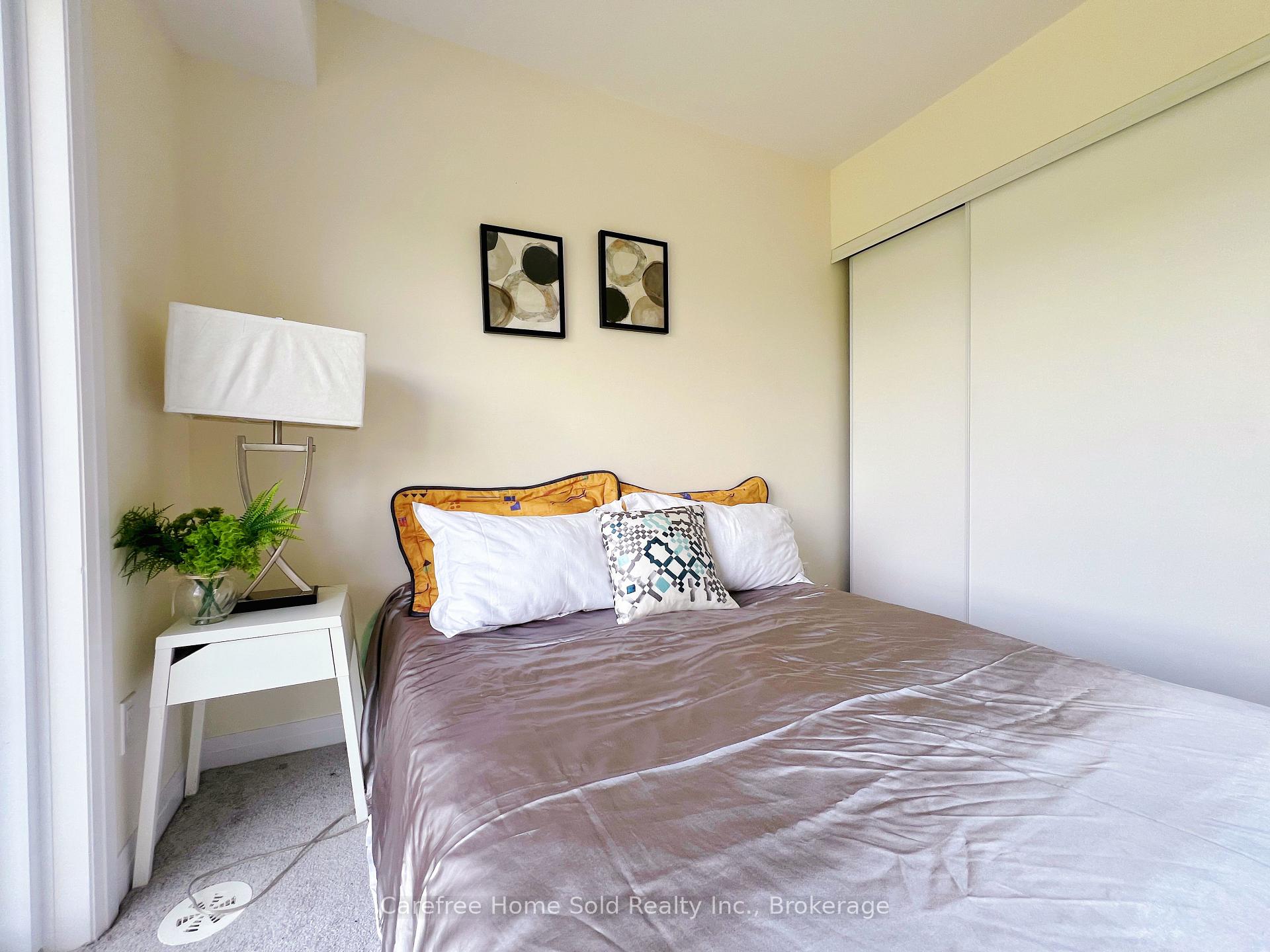 Photo 11 of Unit 814, 2635 William Jackson Drive, Pickering, Duffin Heights — HOMEH