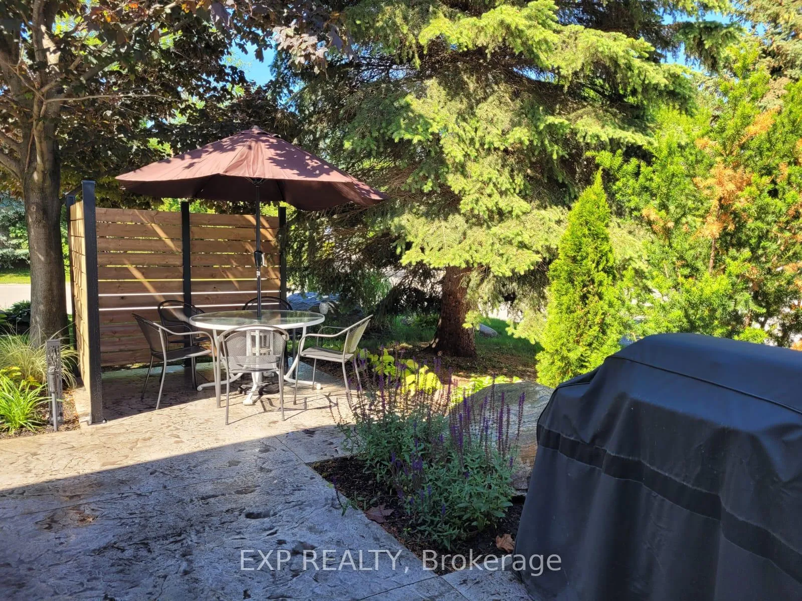 Photo 4 of 50 Trott Boulevard, Collingwood — HOMEH