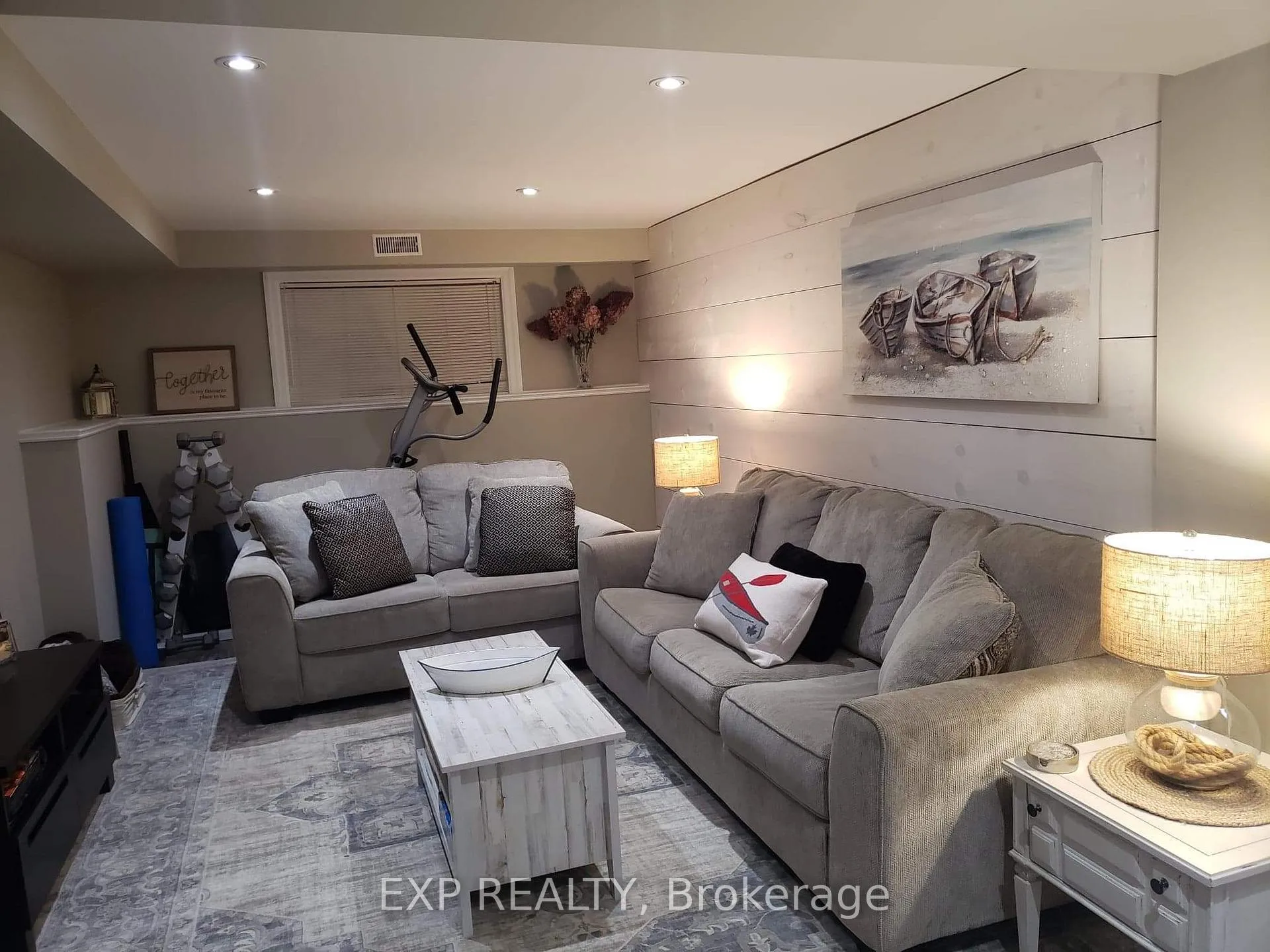 Photo 19 of 50 Trott Boulevard, Collingwood — HOMEH