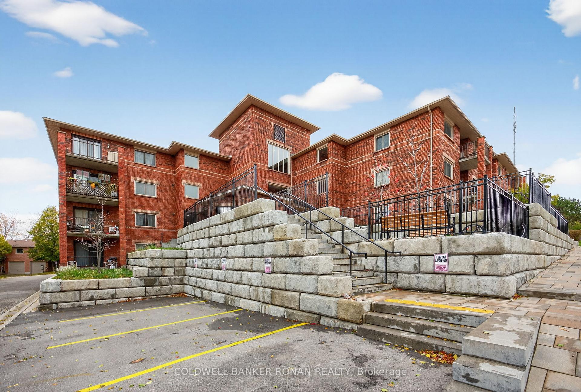 Photo 3 of Unit 205, 1 Quail Crescent, Barrie, Ardagh — HOMEH