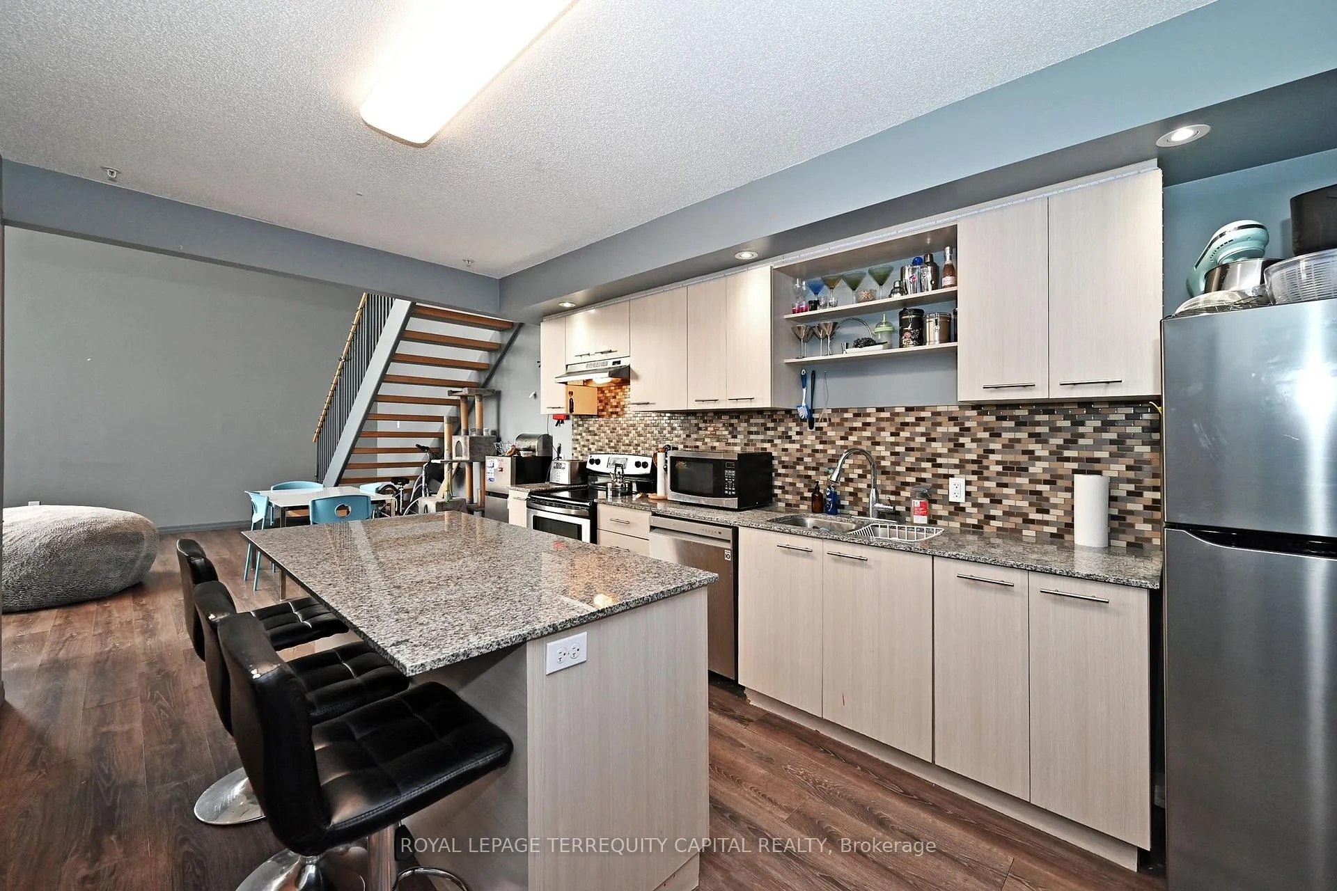 Photo 18 of Unit PH 1101, 8 Hickory Street W, Waterloo, Beechwood/University — HOMEH
