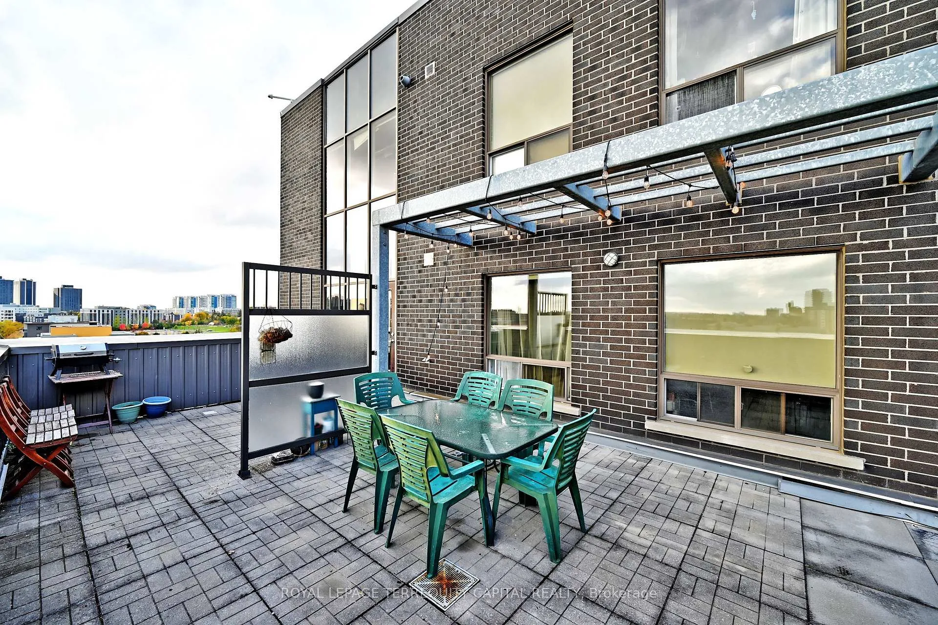 Photo 26 of Unit PH 1101, 8 Hickory Street W, Waterloo, Beechwood/University — HOMEH
