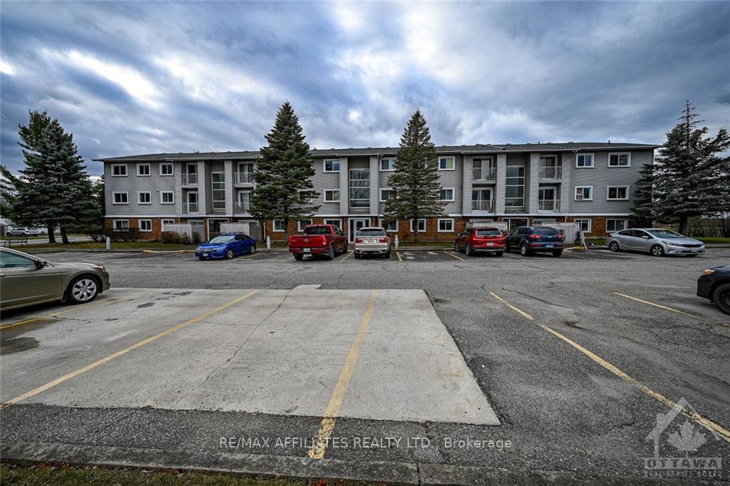 Photo 3 of Unit 307, 26 Pearl Street, Smiths Falls — HOMEH