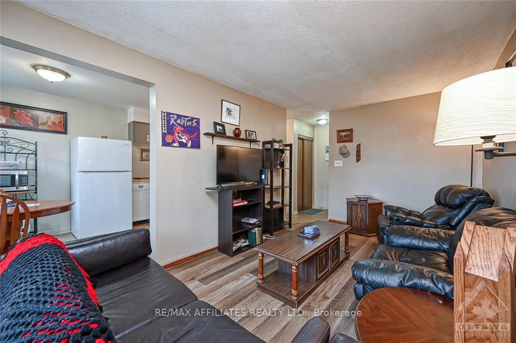 Photo 6 of Unit 307, 26 Pearl Street, Smiths Falls — HOMEH