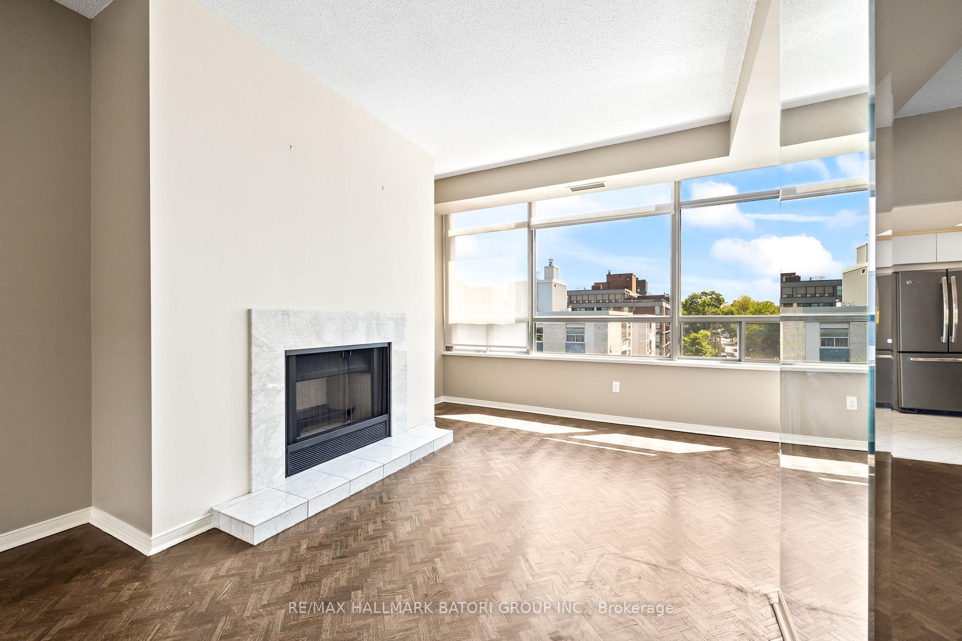 Photo 8 of Unit 708, 18 Lower Village Gate, Toronto, Forest Hill South — HOMEH