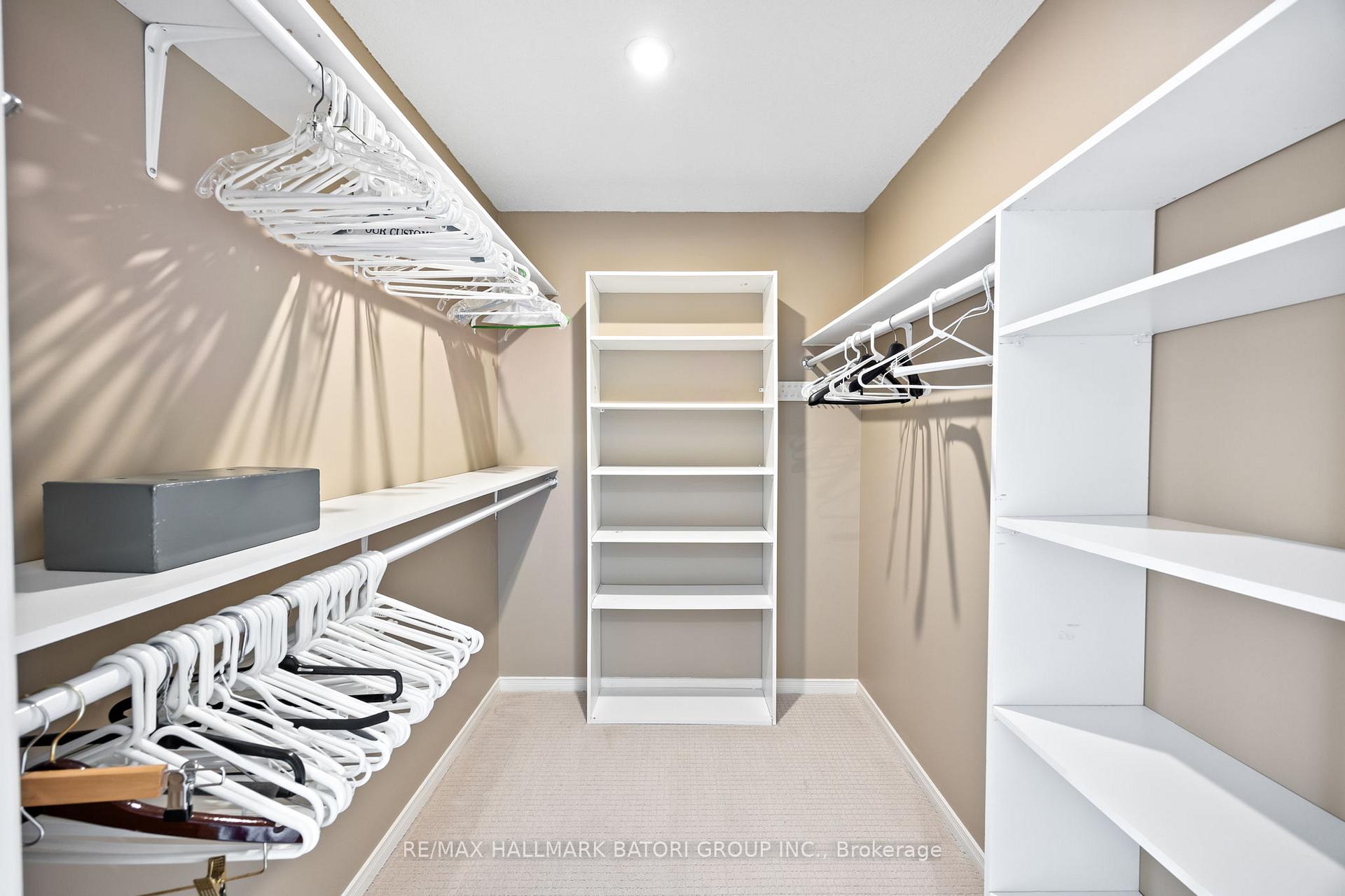 Photo 15 of Unit 708, 18 Lower Village Gate, Toronto, Forest Hill South — HOMEH