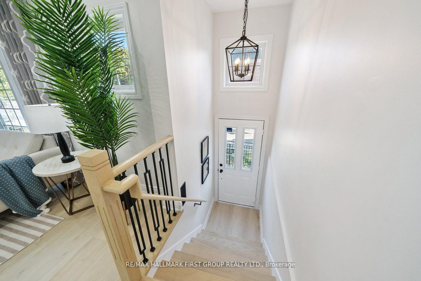 Photo 6 of Unit 806, 1400 The Esplanade Road N, Pickering, Town Centre — HOMEH