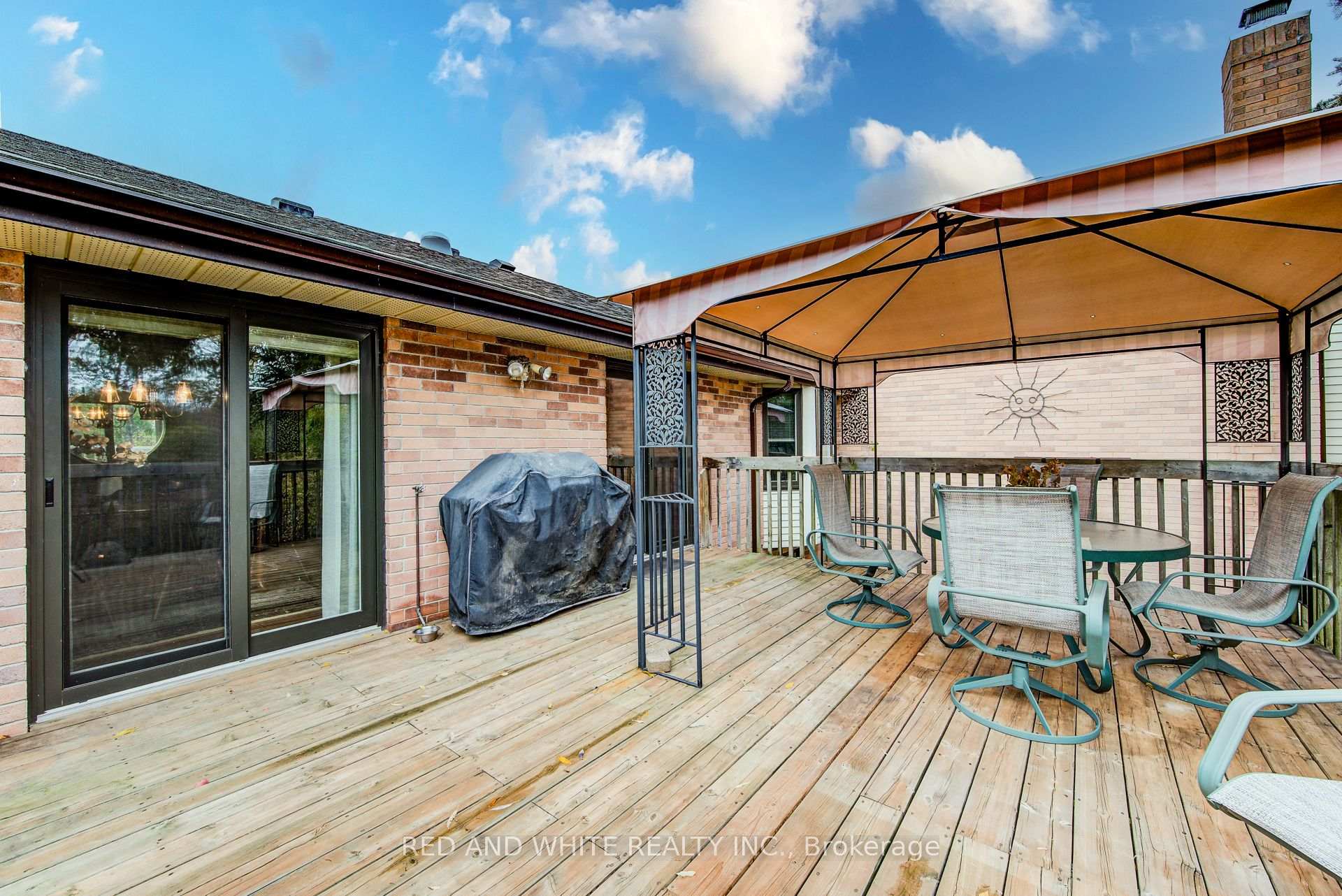 Photo 57 of Unit 1, 414 Craigleith Drive, Waterloo — HOMEH