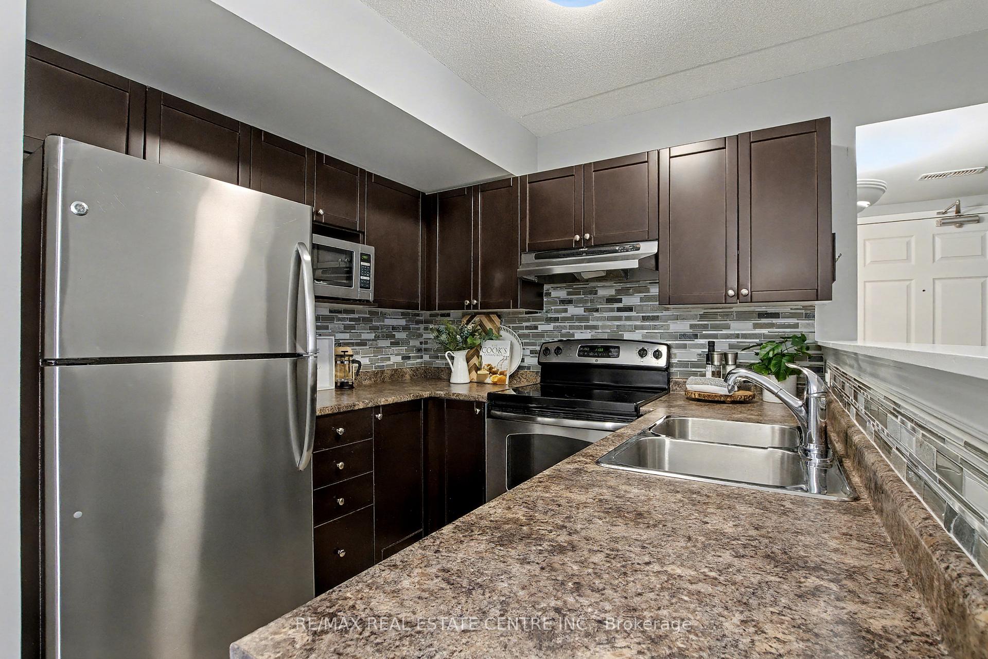 Photo 7 of Unit 204, 1380 Main Street E, Milton, Dempsey — HOMEH
