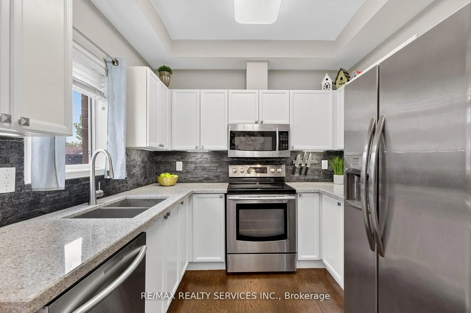 Photo 11 of 12 Hesketh Court, Caledon, Rural Caledon — HOMEH